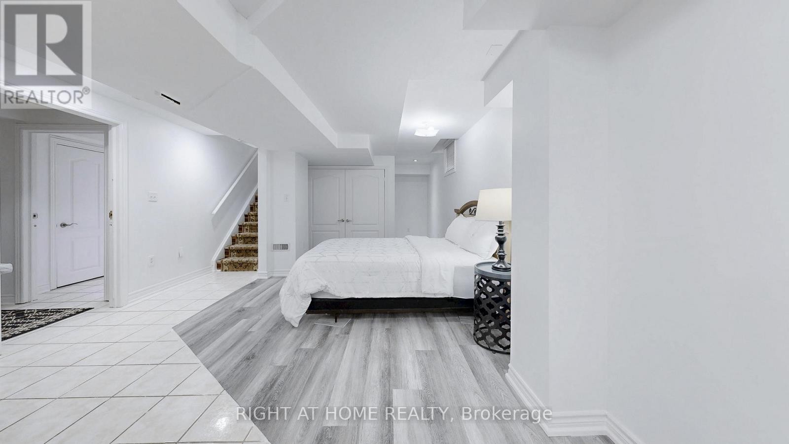 












419 ELSON STREET

,
Markham (Cedarwood),




Ontario
L3S4T8

