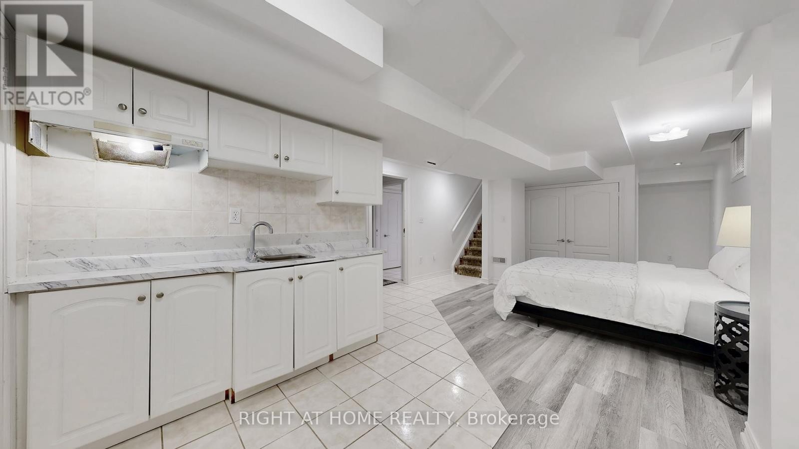 












419 ELSON STREET

,
Markham (Cedarwood),




Ontario
L3S4T8

