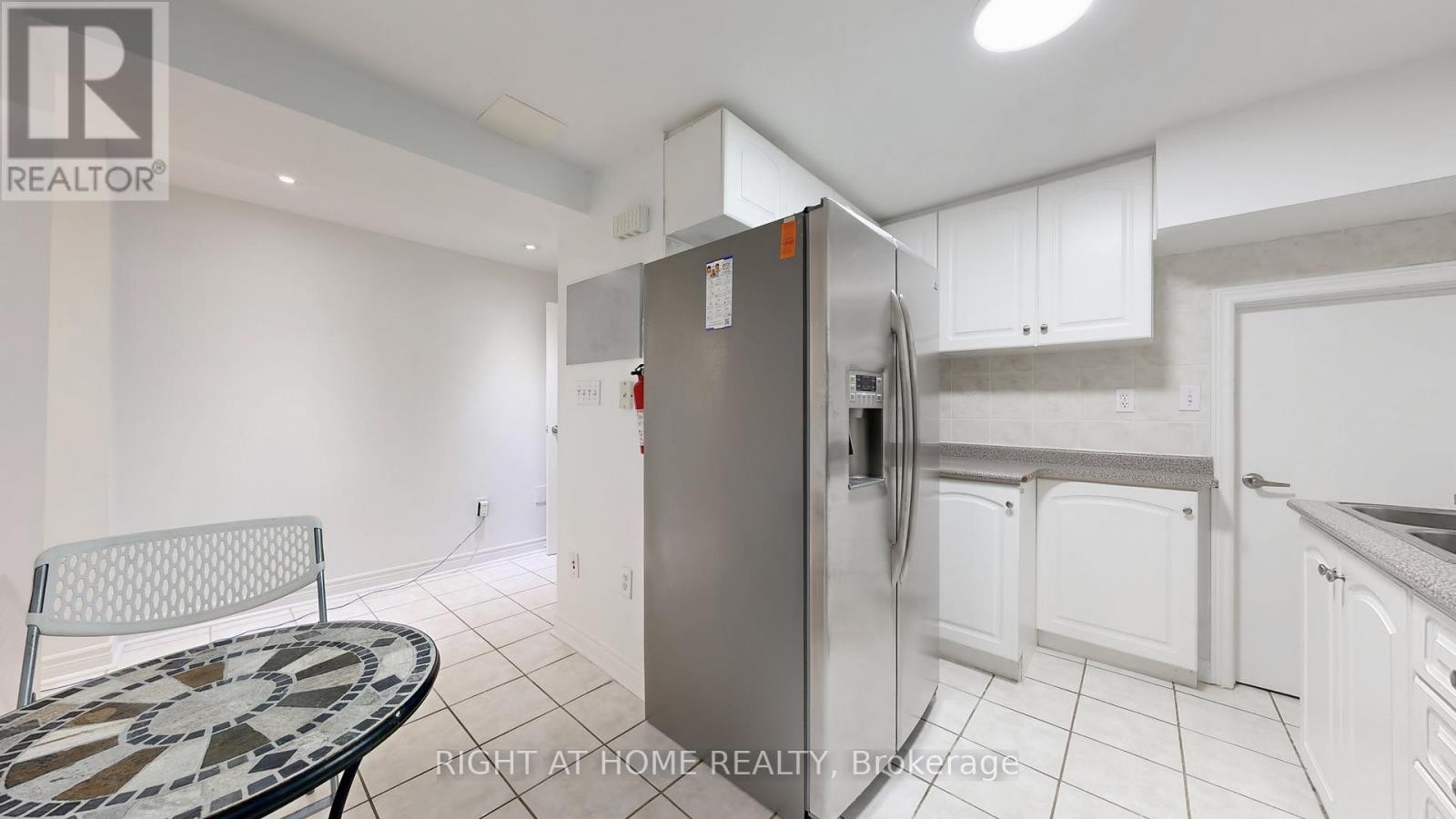 












419 ELSON STREET

,
Markham (Cedarwood),




Ontario
L3S4T8

