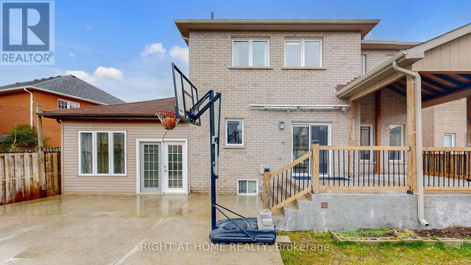 












419 ELSON STREET

,
Markham (Cedarwood),




Ontario
L3S4T8

