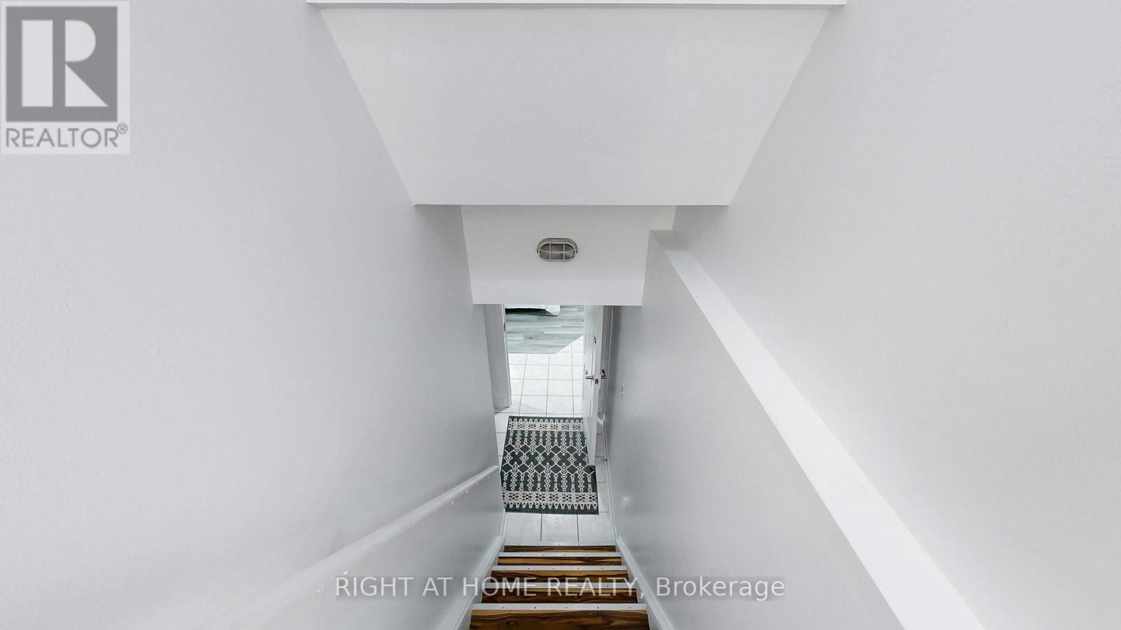 












419 ELSON STREET

,
Markham (Cedarwood),




Ontario
L3S4T8

