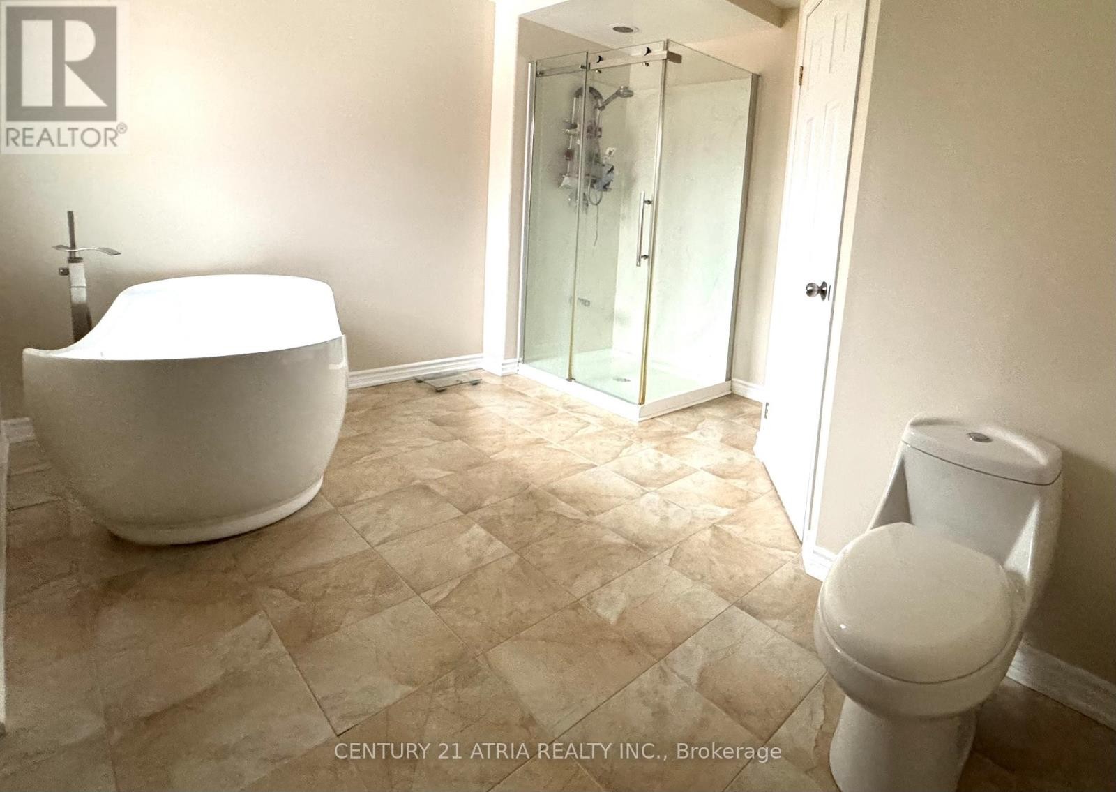 












15 TIMPSON DRIVE

,
Aurora (Aurora Highlands),




Ontario
L4G5K6

