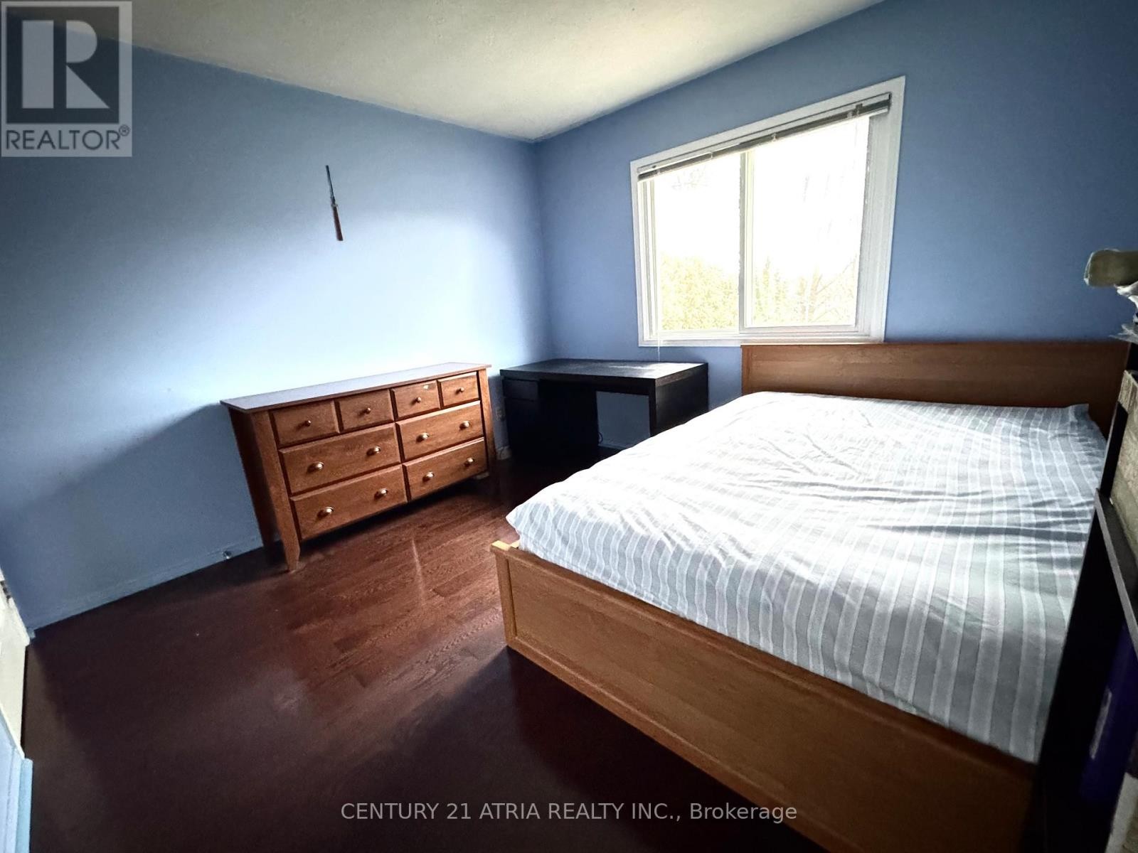 












15 TIMPSON DRIVE

,
Aurora (Aurora Highlands),




Ontario
L4G5K6

