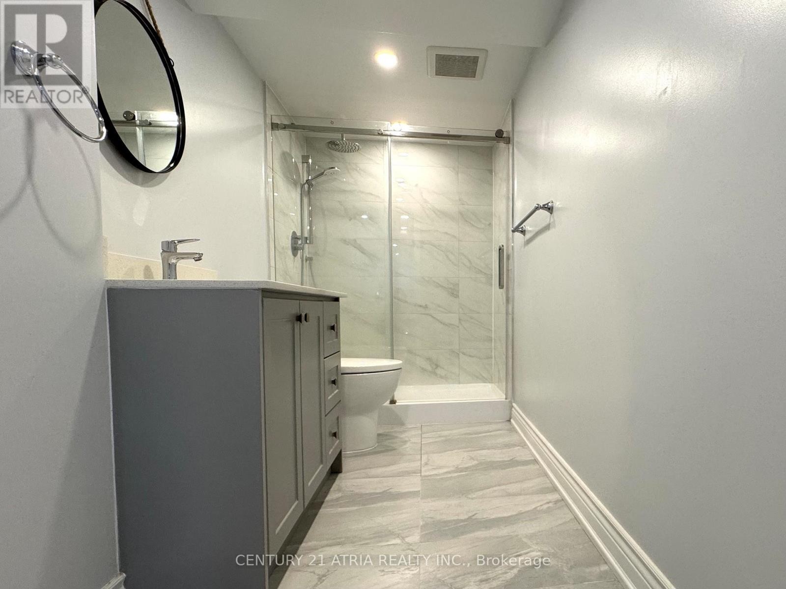 












15 TIMPSON DRIVE

,
Aurora (Aurora Highlands),




Ontario
L4G5K6

