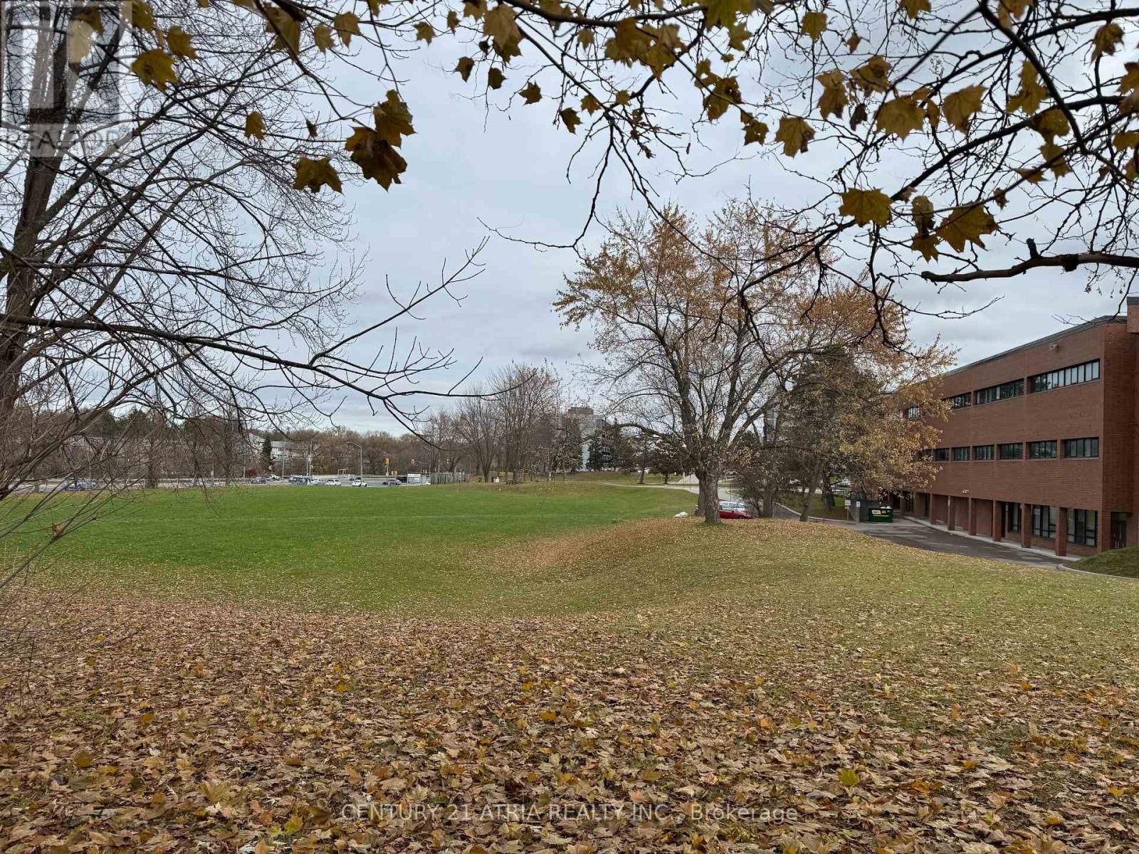 












15 TIMPSON DRIVE

,
Aurora (Aurora Highlands),




Ontario
L4G5K6

