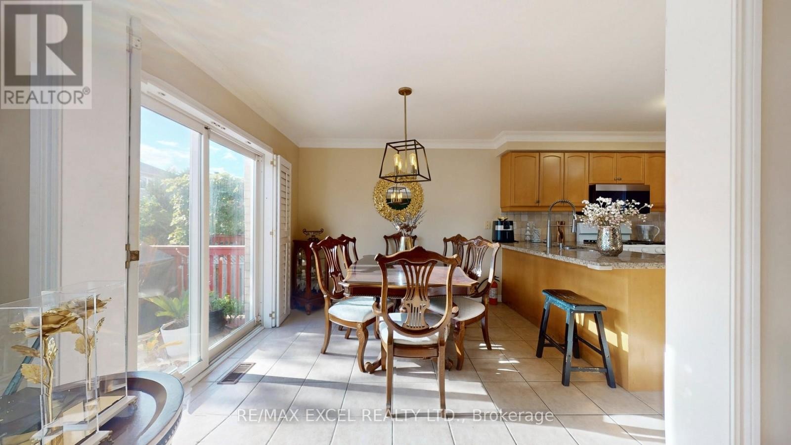 












50 WILDFLOWER DRIVE

,
Richmond Hill (Oak Ridges),




Ontario
L4E3Y7

