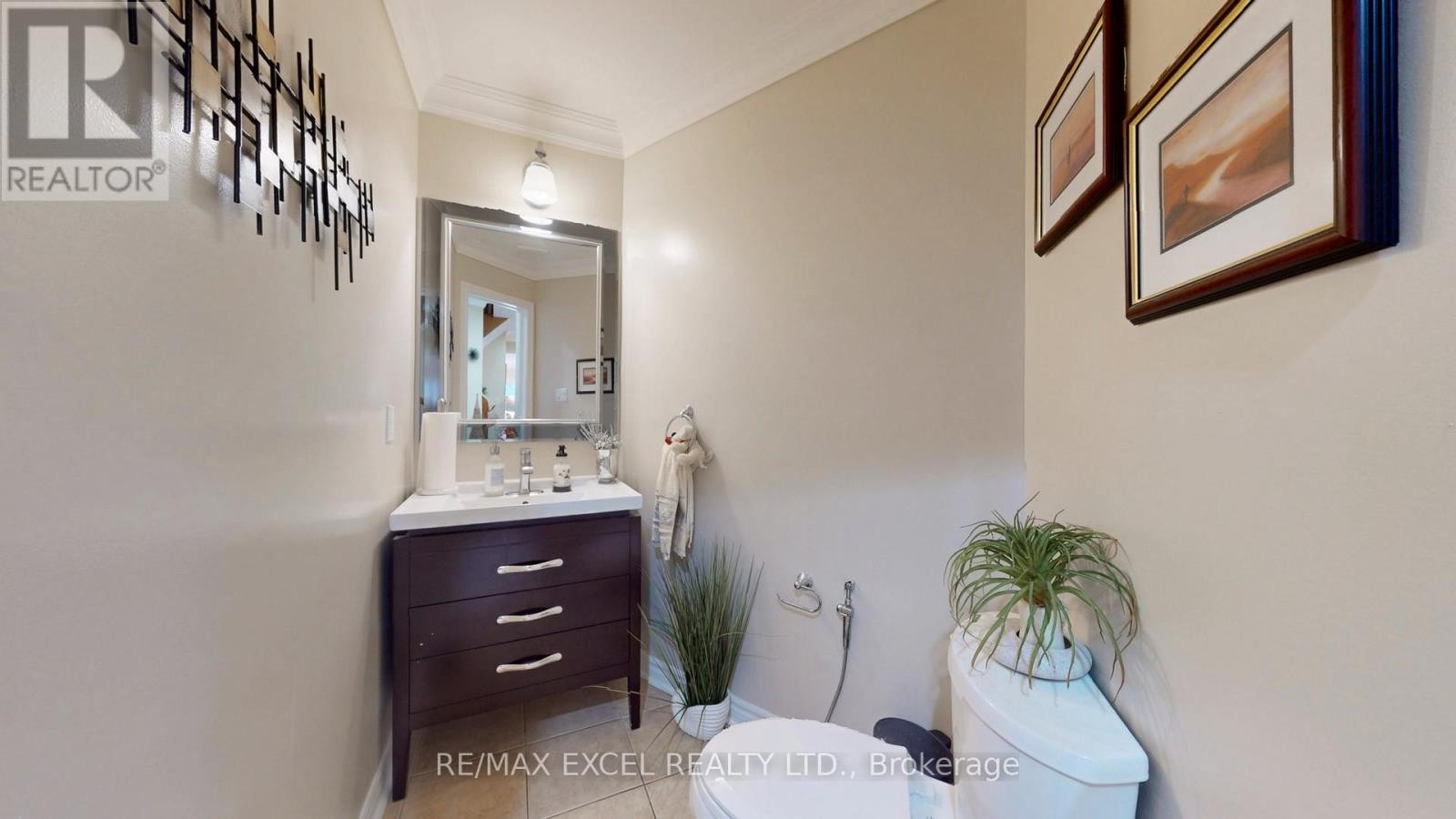 












50 WILDFLOWER DRIVE

,
Richmond Hill (Oak Ridges),




Ontario
L4E3Y7

