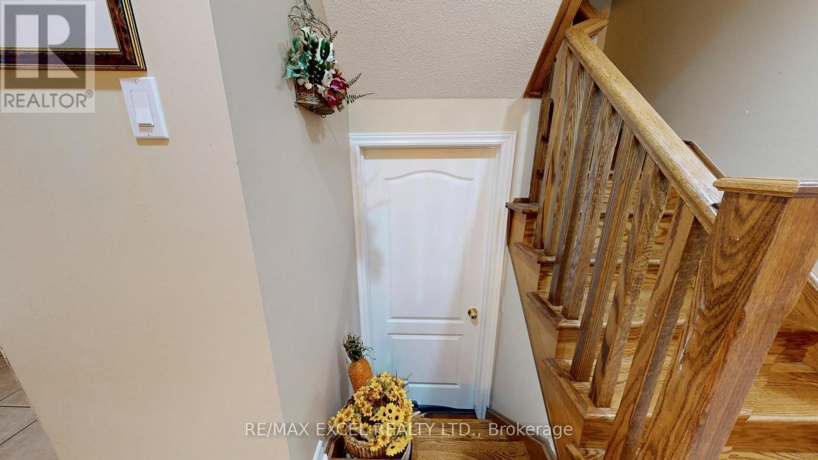 












50 WILDFLOWER DRIVE

,
Richmond Hill (Oak Ridges),




Ontario
L4E3Y7

