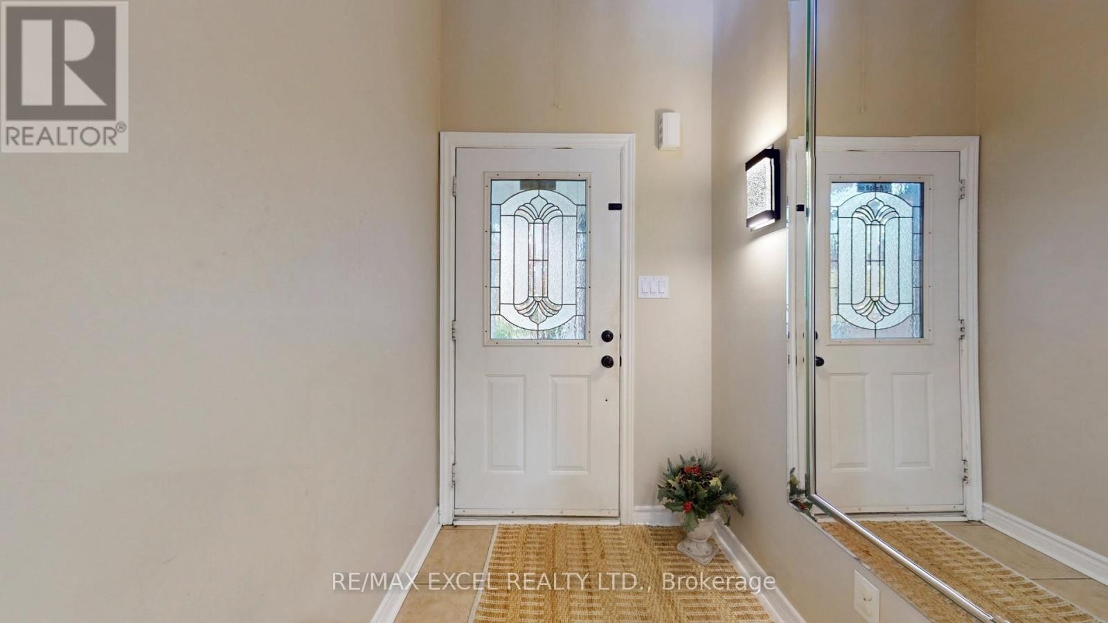 












50 WILDFLOWER DRIVE

,
Richmond Hill (Oak Ridges),




Ontario
L4E3Y7

