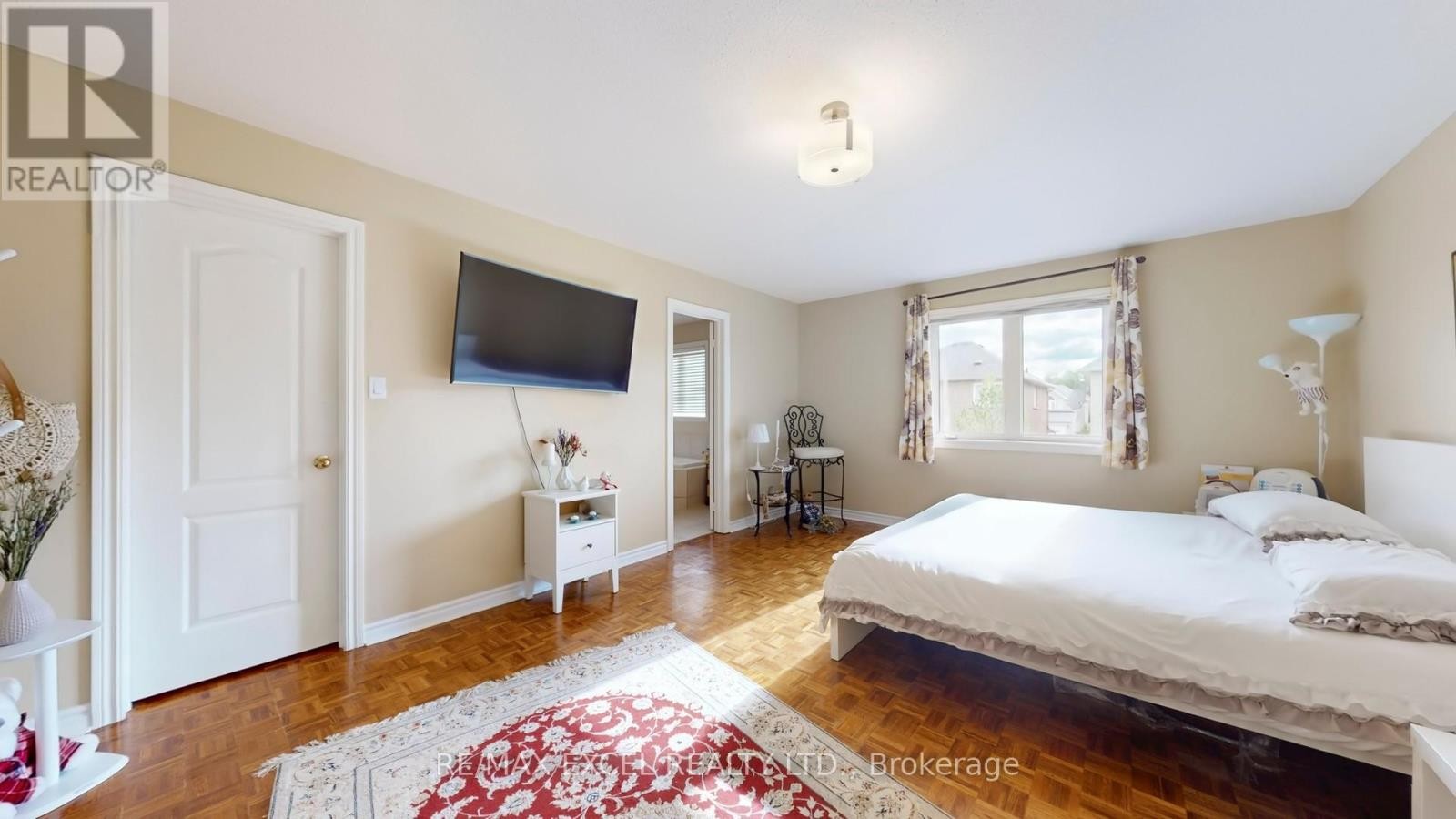 












50 WILDFLOWER DRIVE

,
Richmond Hill (Oak Ridges),




Ontario
L4E3Y7

