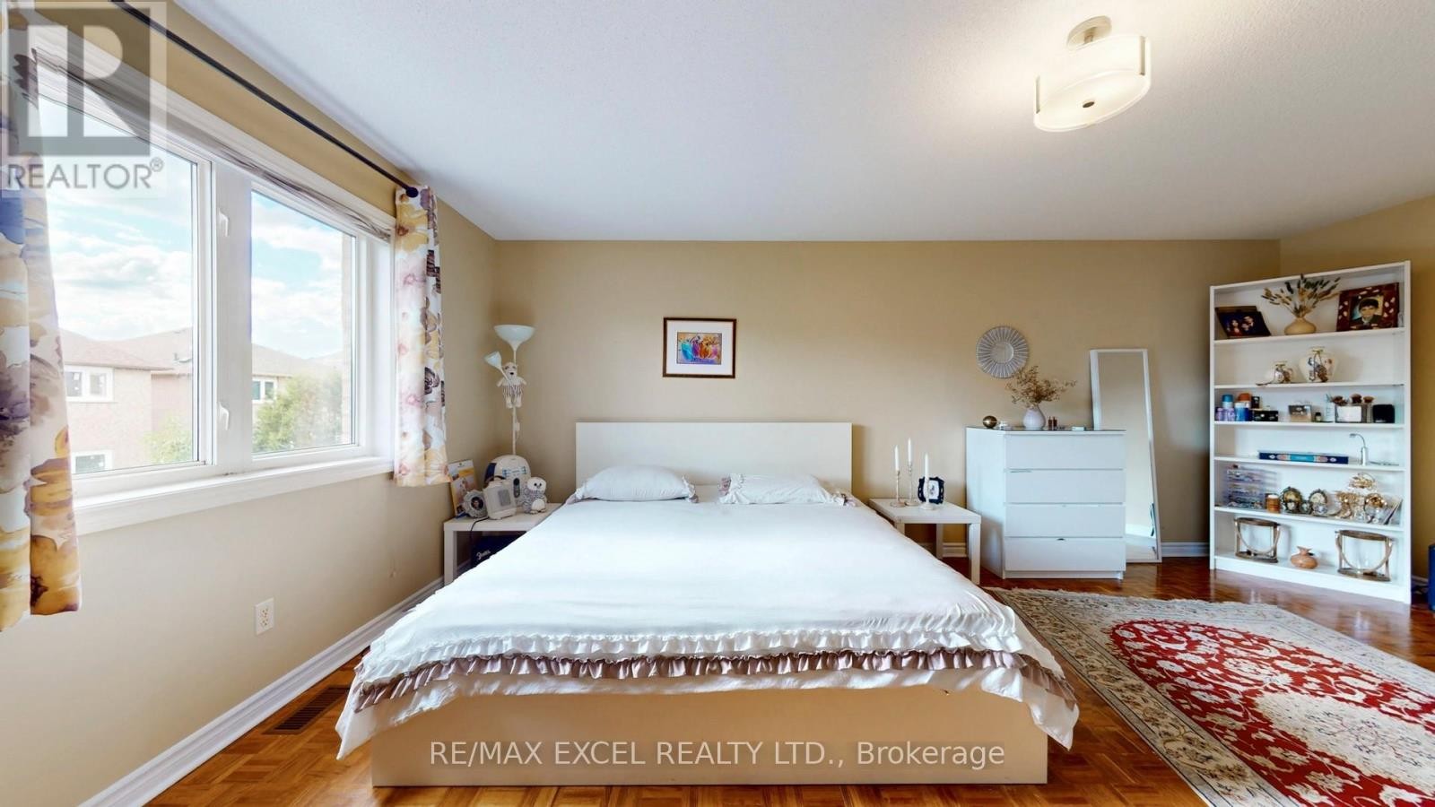 












50 WILDFLOWER DRIVE

,
Richmond Hill (Oak Ridges),




Ontario
L4E3Y7

