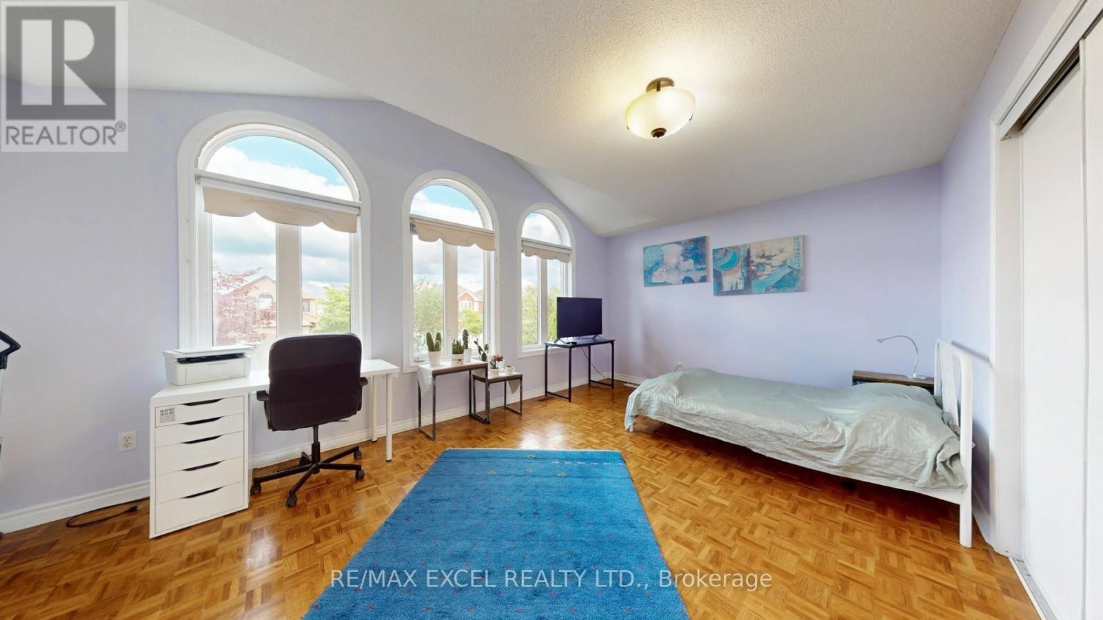 












50 WILDFLOWER DRIVE

,
Richmond Hill (Oak Ridges),




Ontario
L4E3Y7

