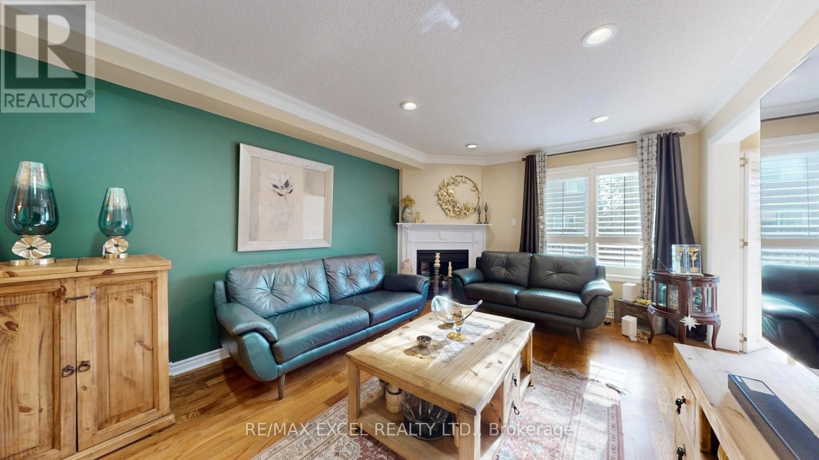 












50 WILDFLOWER DRIVE

,
Richmond Hill (Oak Ridges),




Ontario
L4E3Y7

