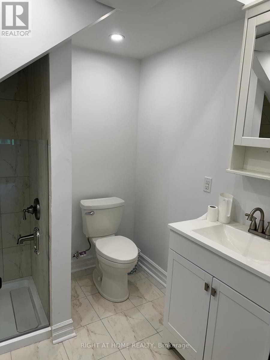 












17400 10TH CONCESSION N

,
King,




Ontario
L0G1T0

