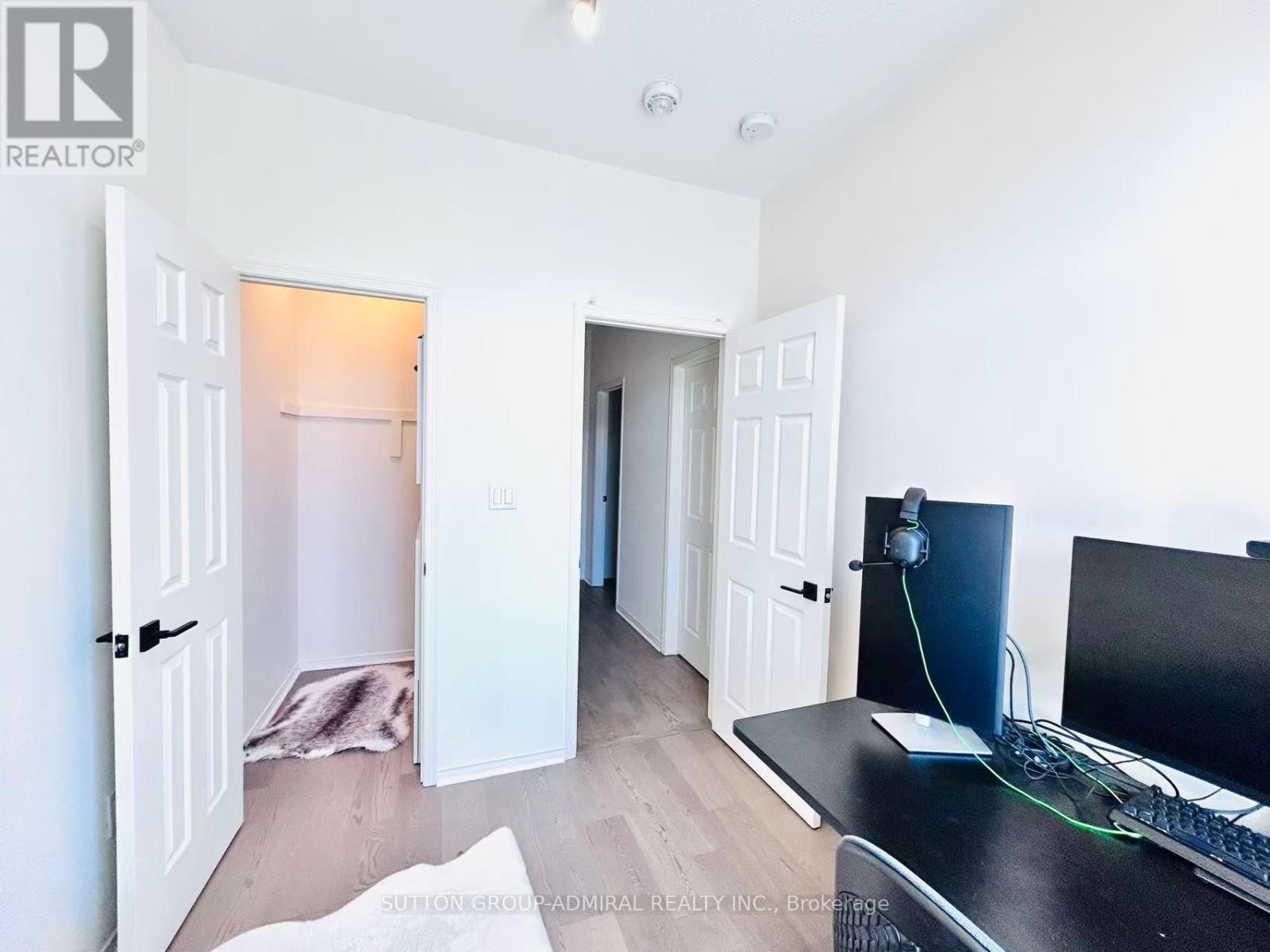 












14 MCGRATH AVENUE

,
Richmond Hill,




Ontario
L4S0K5

