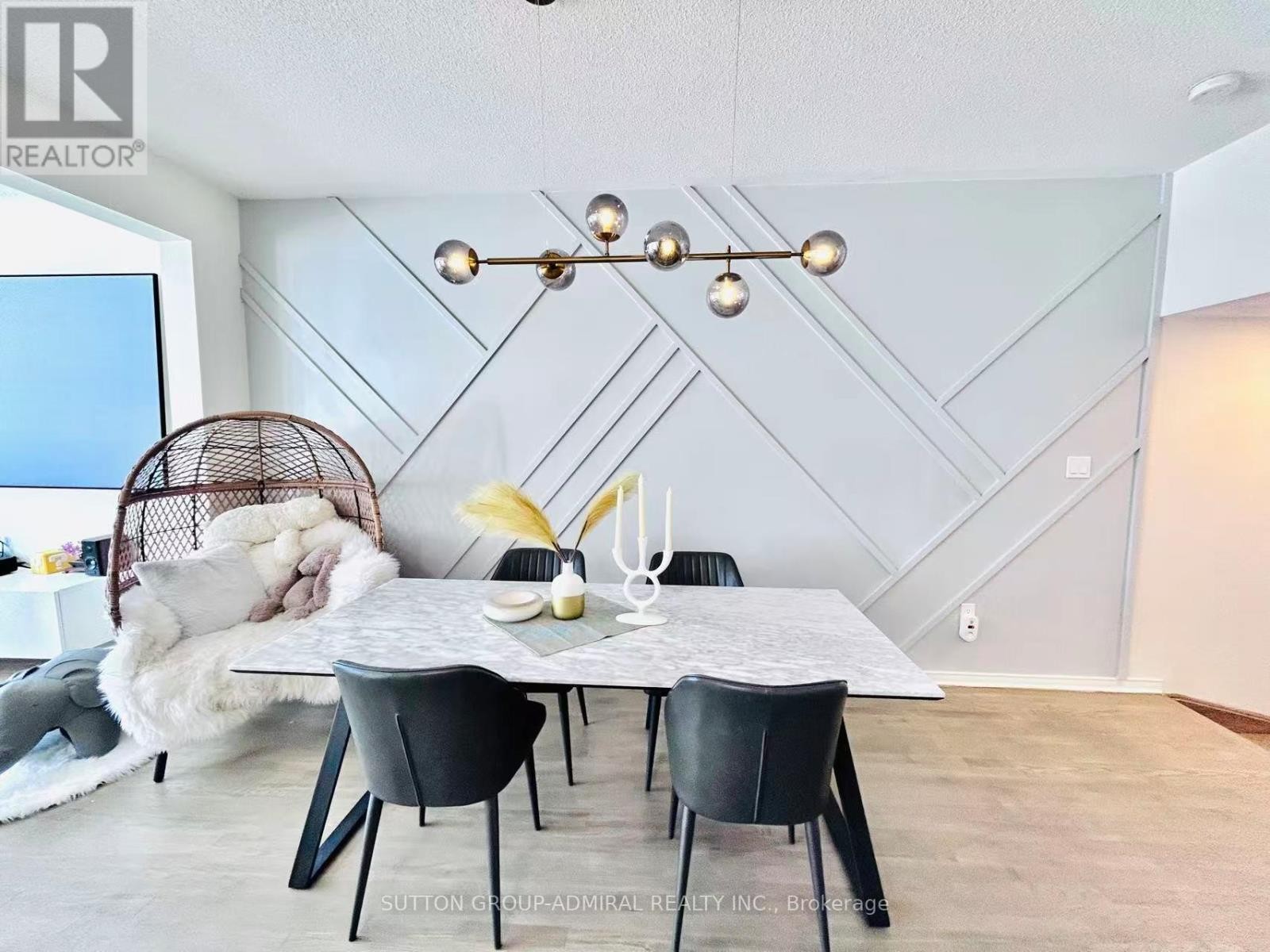 












14 MCGRATH AVENUE

,
Richmond Hill,




Ontario
L4S0K5

