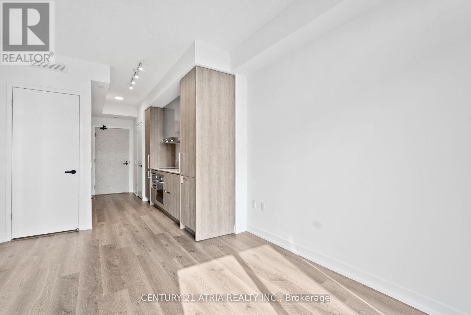 












4702 - 195 COMMERCE STREET

,
Vaughan (Vaughan Corporate Centre),




Ontario
L4K0P9

