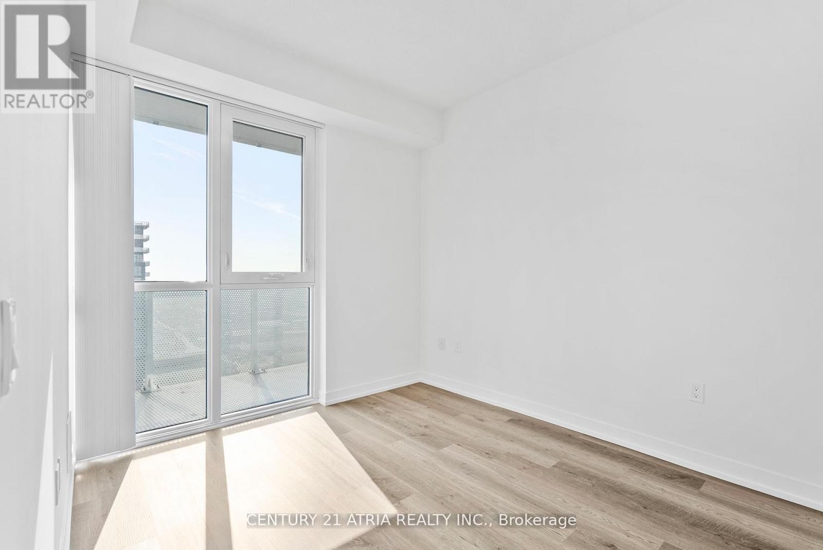 












4702 - 195 COMMERCE STREET

,
Vaughan (Vaughan Corporate Centre),




Ontario
L4K0P9

