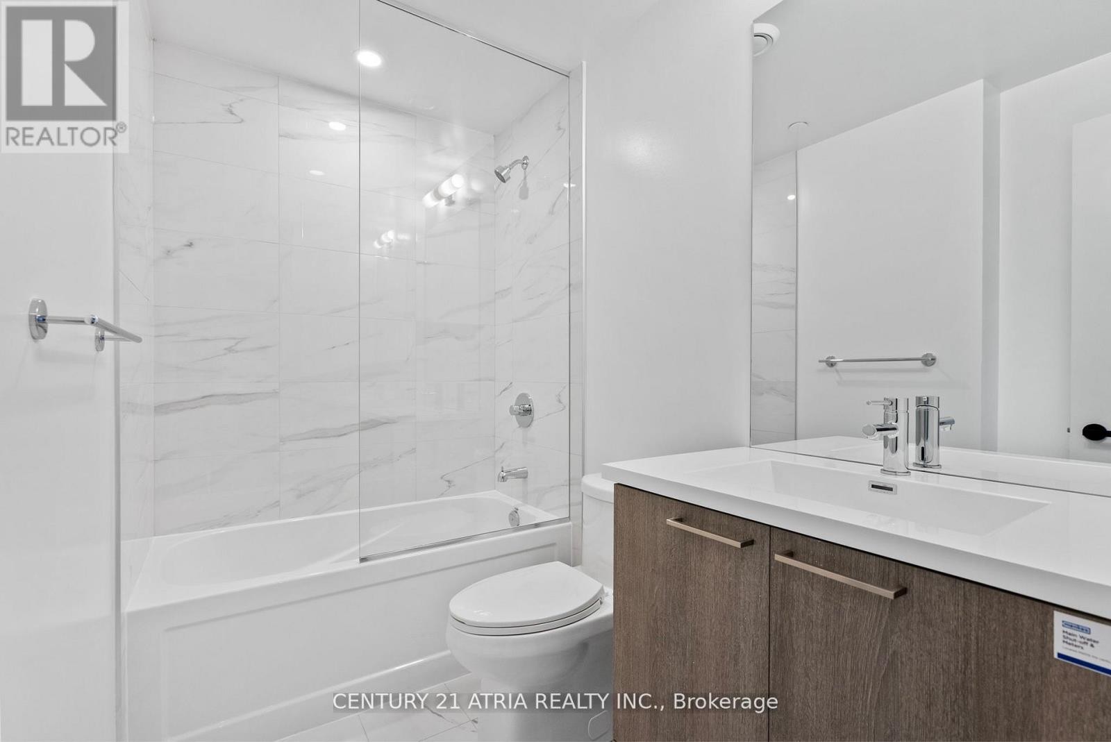 












4702 - 195 COMMERCE STREET

,
Vaughan (Vaughan Corporate Centre),




Ontario
L4K0P9

