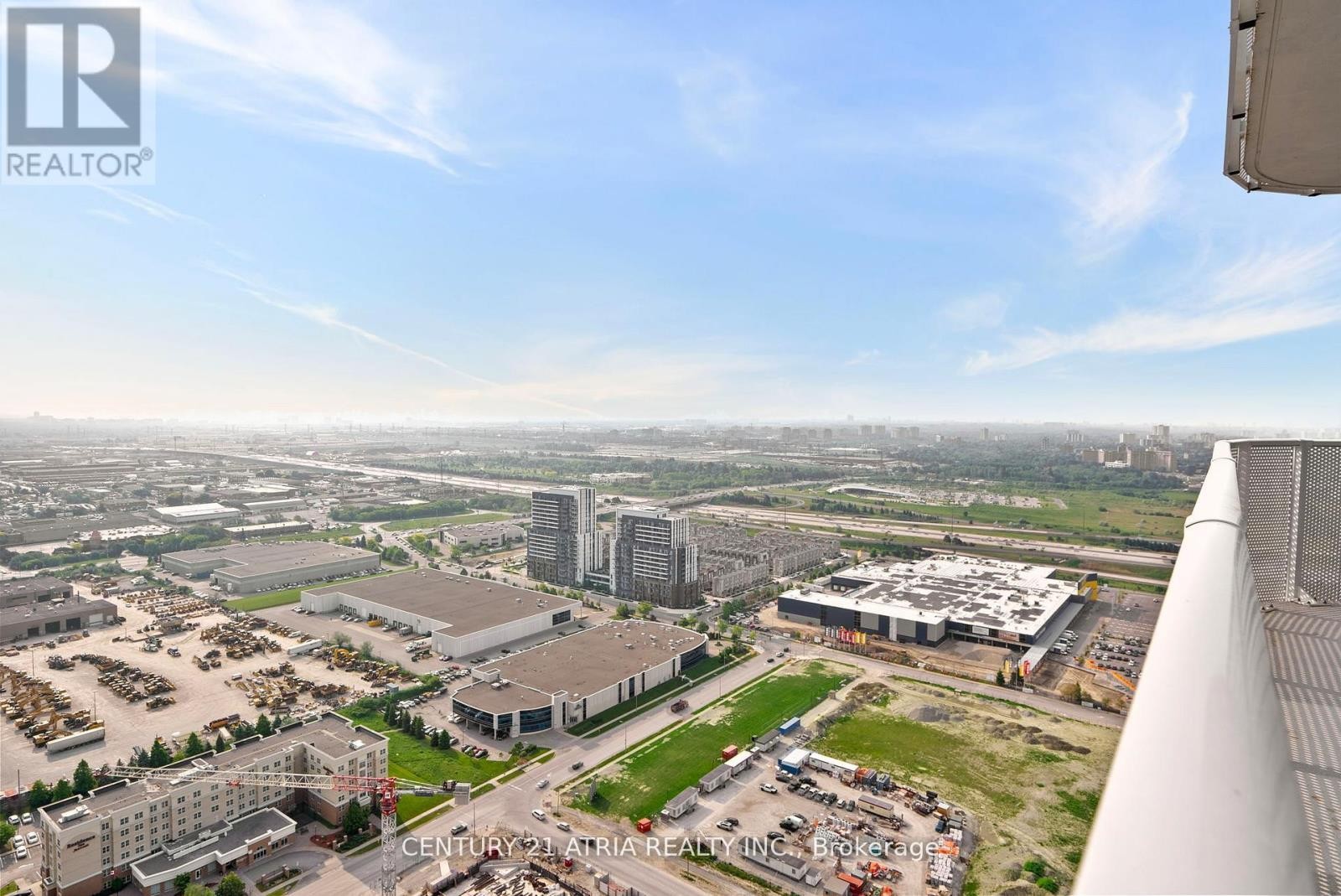 












4702 - 195 COMMERCE STREET

,
Vaughan (Vaughan Corporate Centre),




Ontario
L4K0P9

