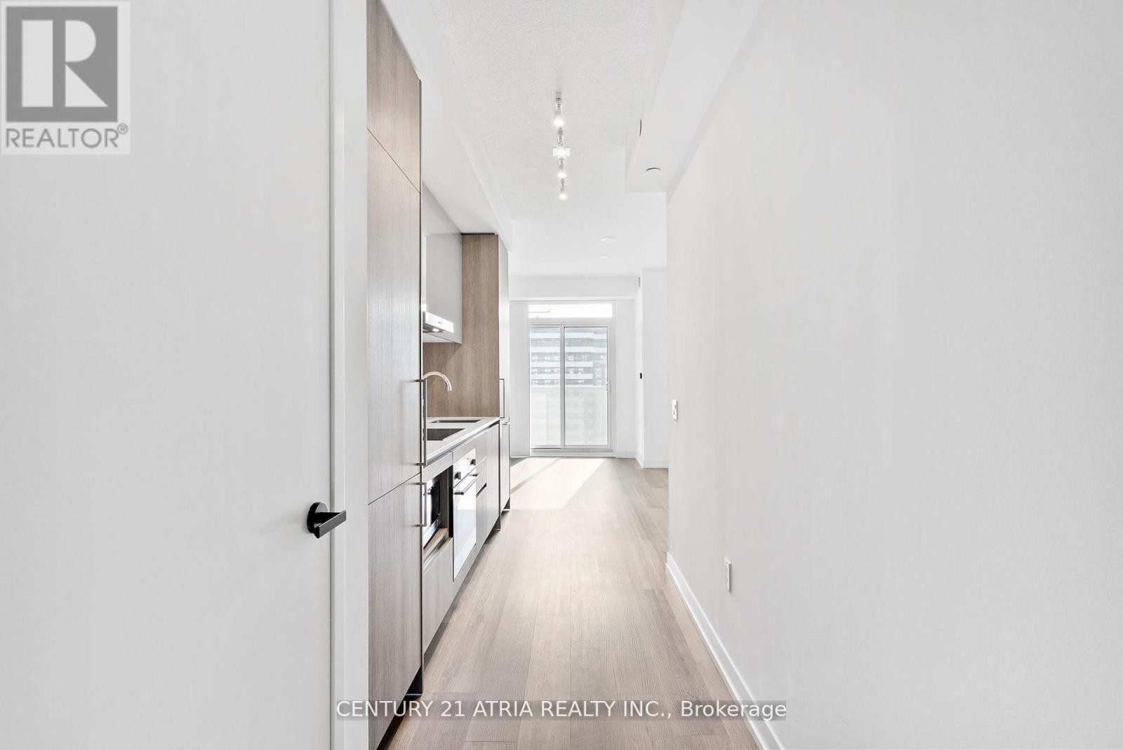 












4702 - 195 COMMERCE STREET

,
Vaughan (Vaughan Corporate Centre),




Ontario
L4K0P9

