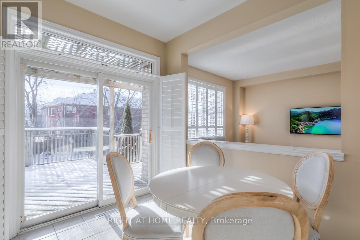 












63 SNOWY MEADOW AVENUE

,
Richmond Hill (Oak Ridges),




Ontario
L4E3V4

