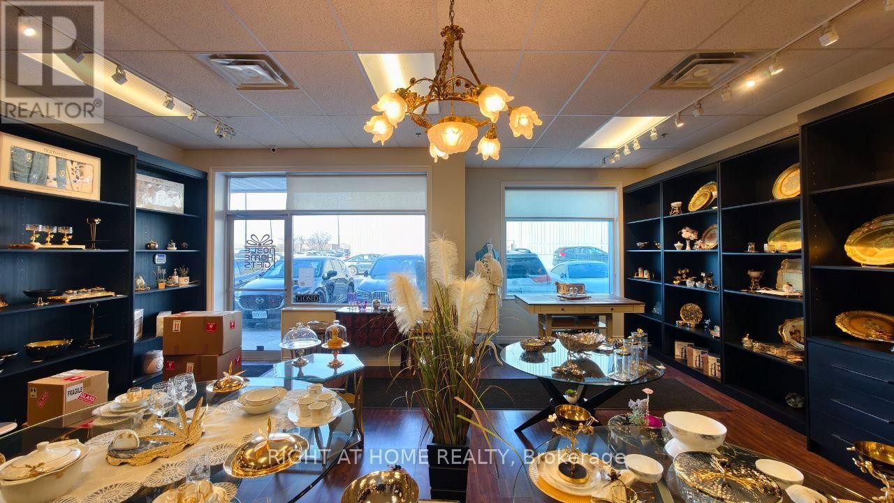 












4 - 8888 KEELE STREET

,
Vaughan (Concord),




Ontario
L4K2N2

