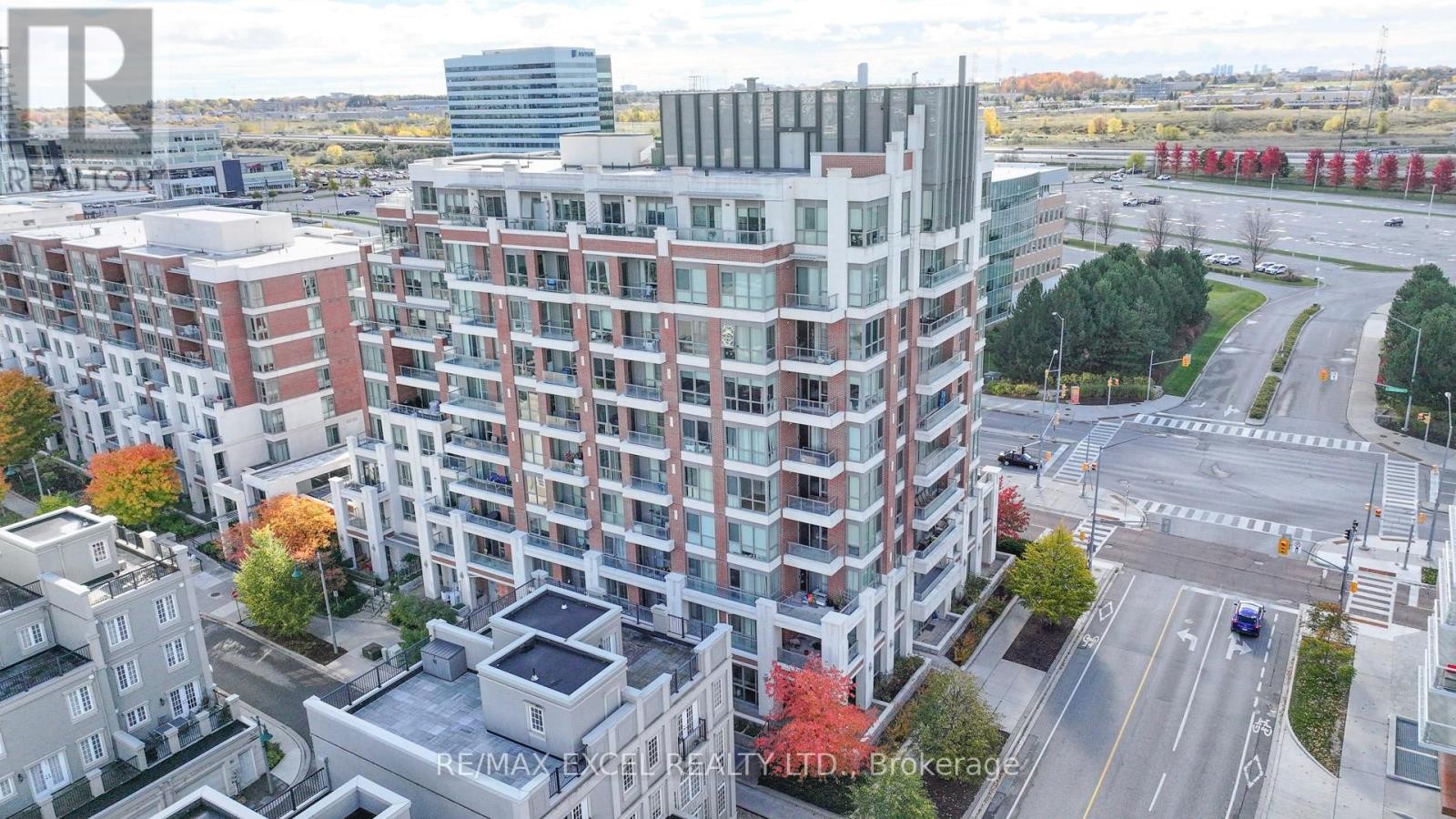 












110 - 1 UPPER DUKE CRESCENT

,
Markham (Unionville),




Ontario
L6G0B6

