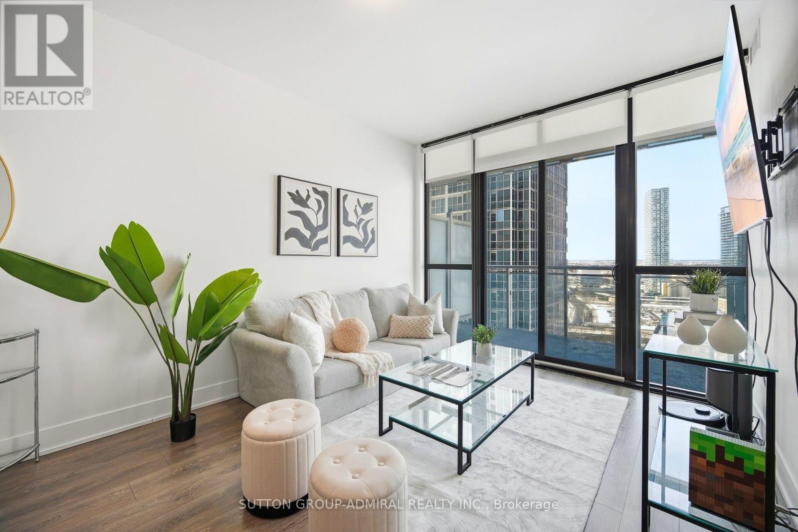 












2908 HIGHWAY 7

,
Vaughan (Concord),




Ontario
L4K0K5

