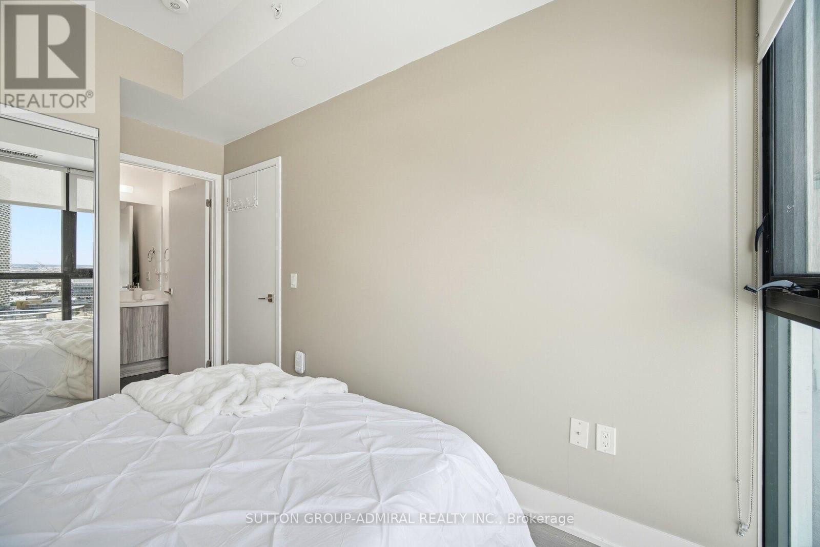 












2908 HIGHWAY 7

,
Vaughan (Concord),




Ontario
L4K0K5

