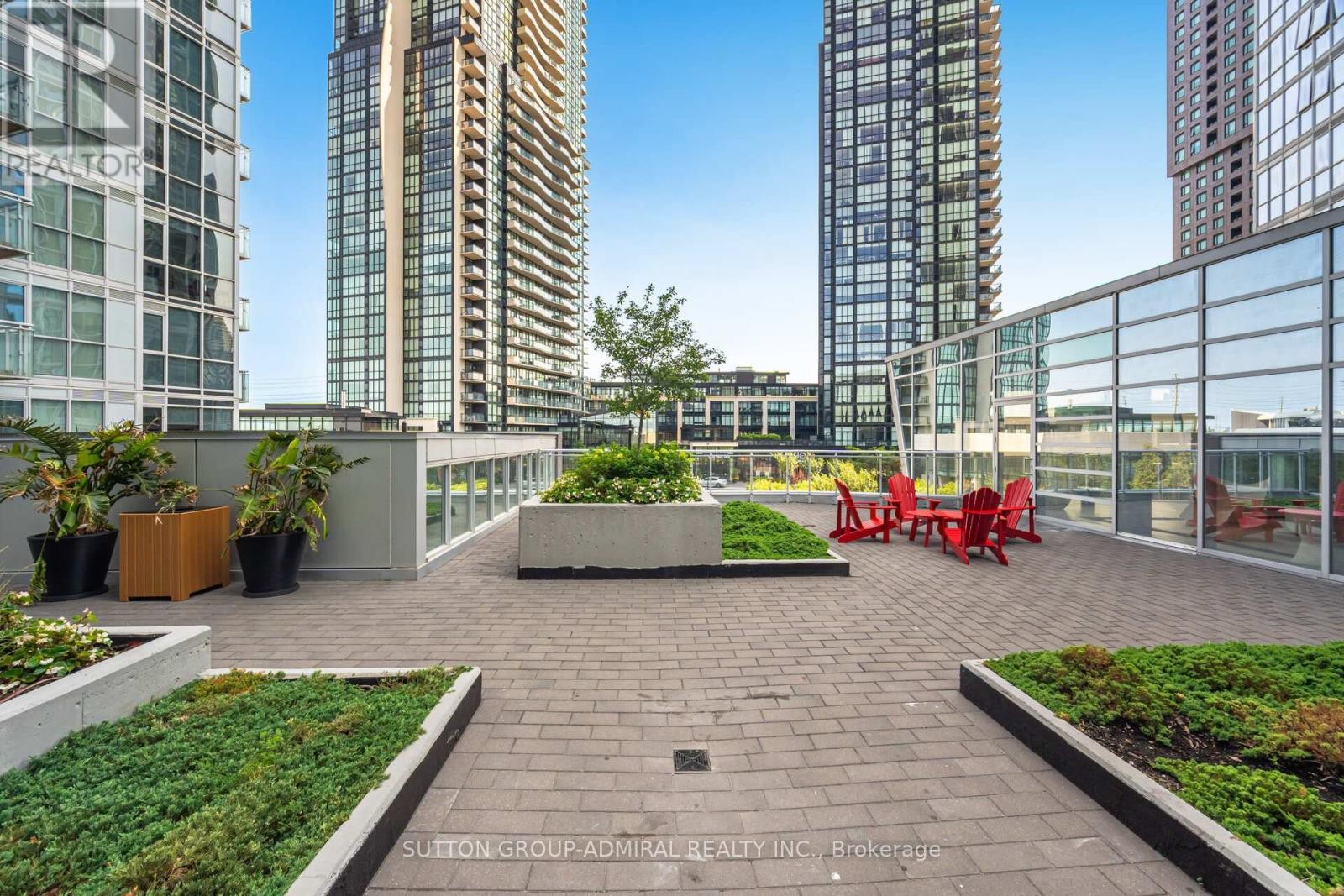 












2908 HIGHWAY 7

,
Vaughan (Concord),




Ontario
L4K0K5

