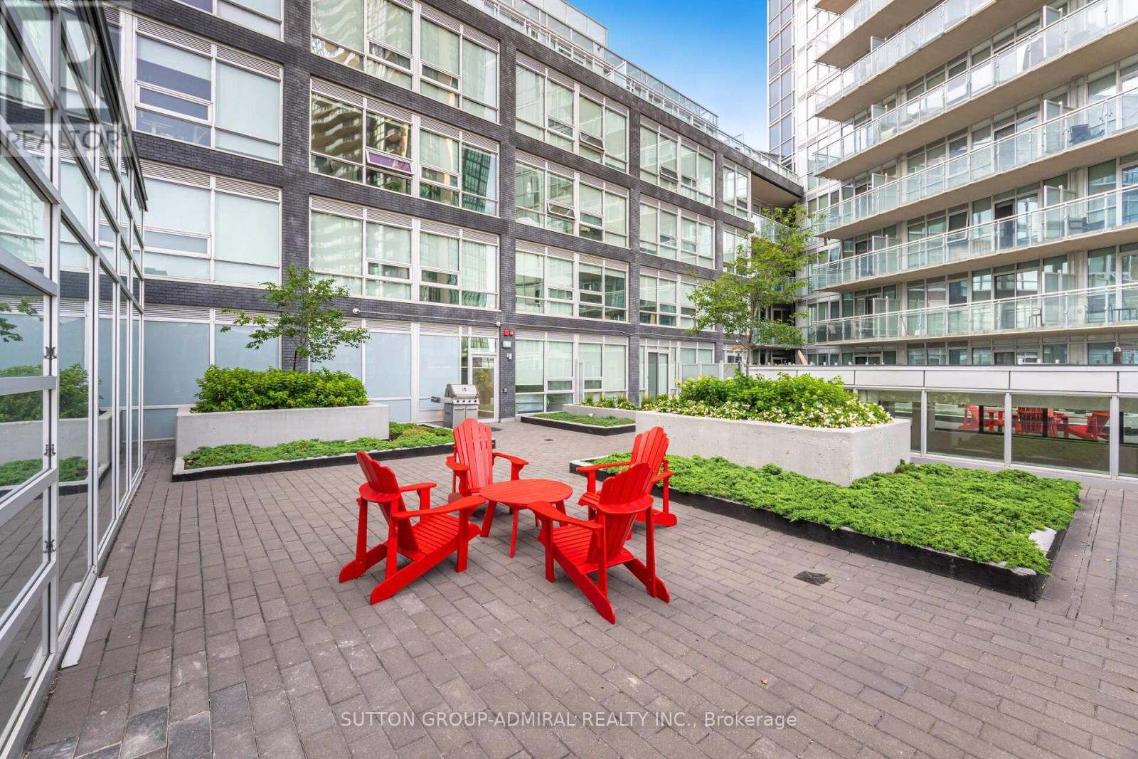 












2908 HIGHWAY 7

,
Vaughan (Concord),




Ontario
L4K0K5

