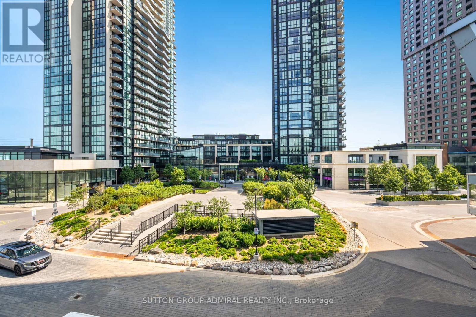 












2908 HIGHWAY 7

,
Vaughan (Concord),




Ontario
L4K0K5

