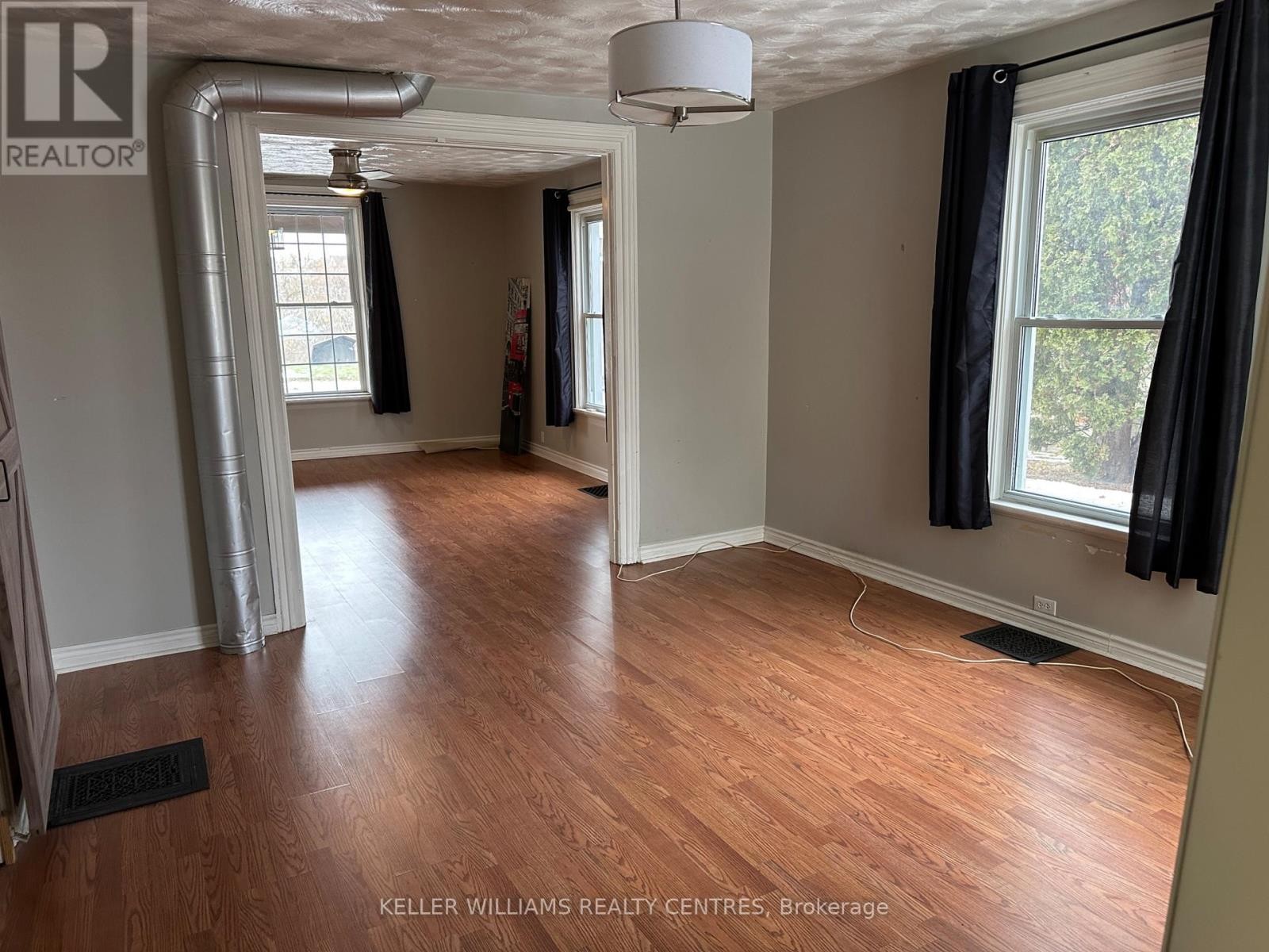 












173 PROSPECT STREET

,
Newmarket (Gorham-College Manor),




Ontario
L3Y3T7

