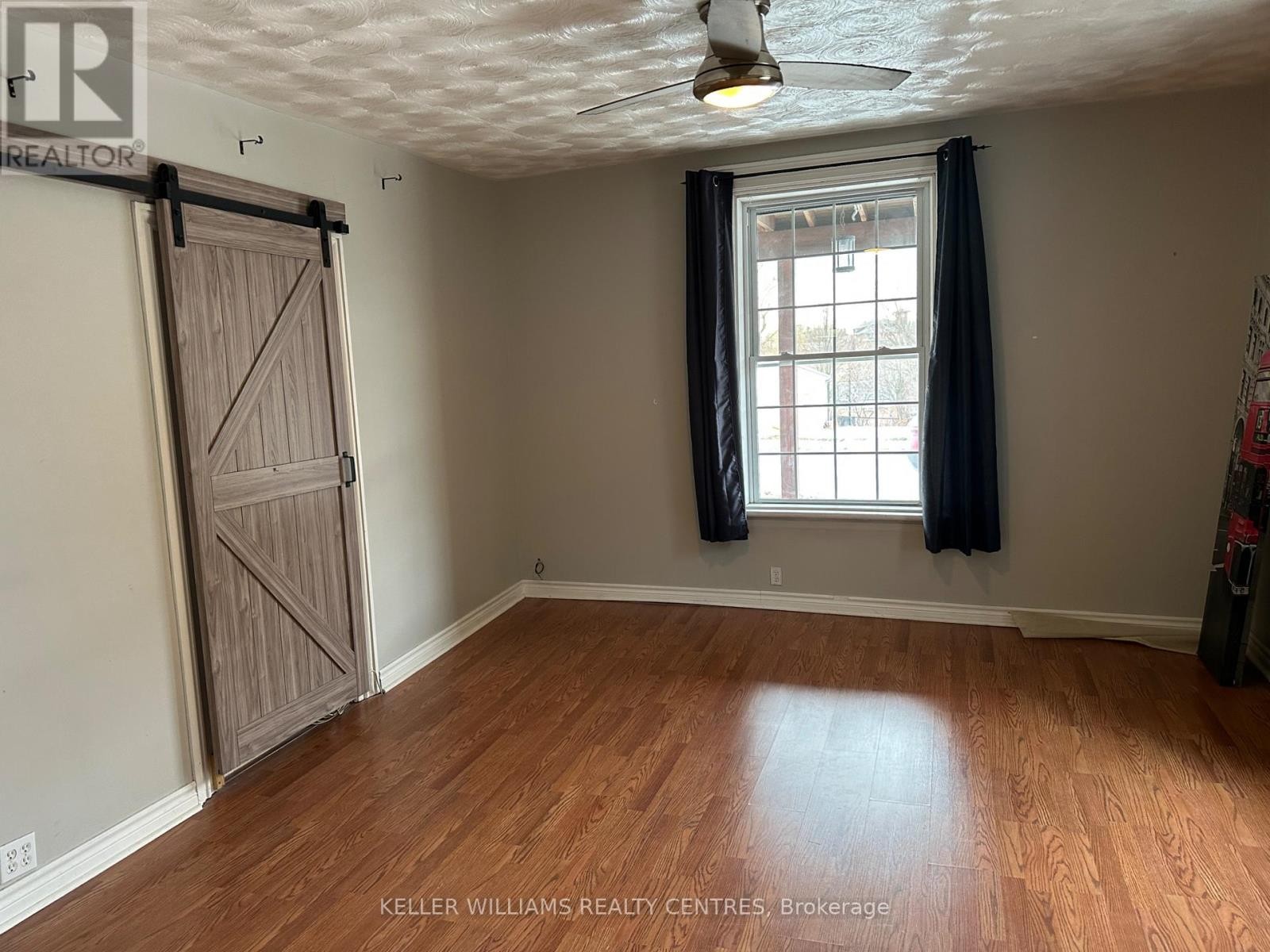 












173 PROSPECT STREET

,
Newmarket (Gorham-College Manor),




Ontario
L3Y3T7

