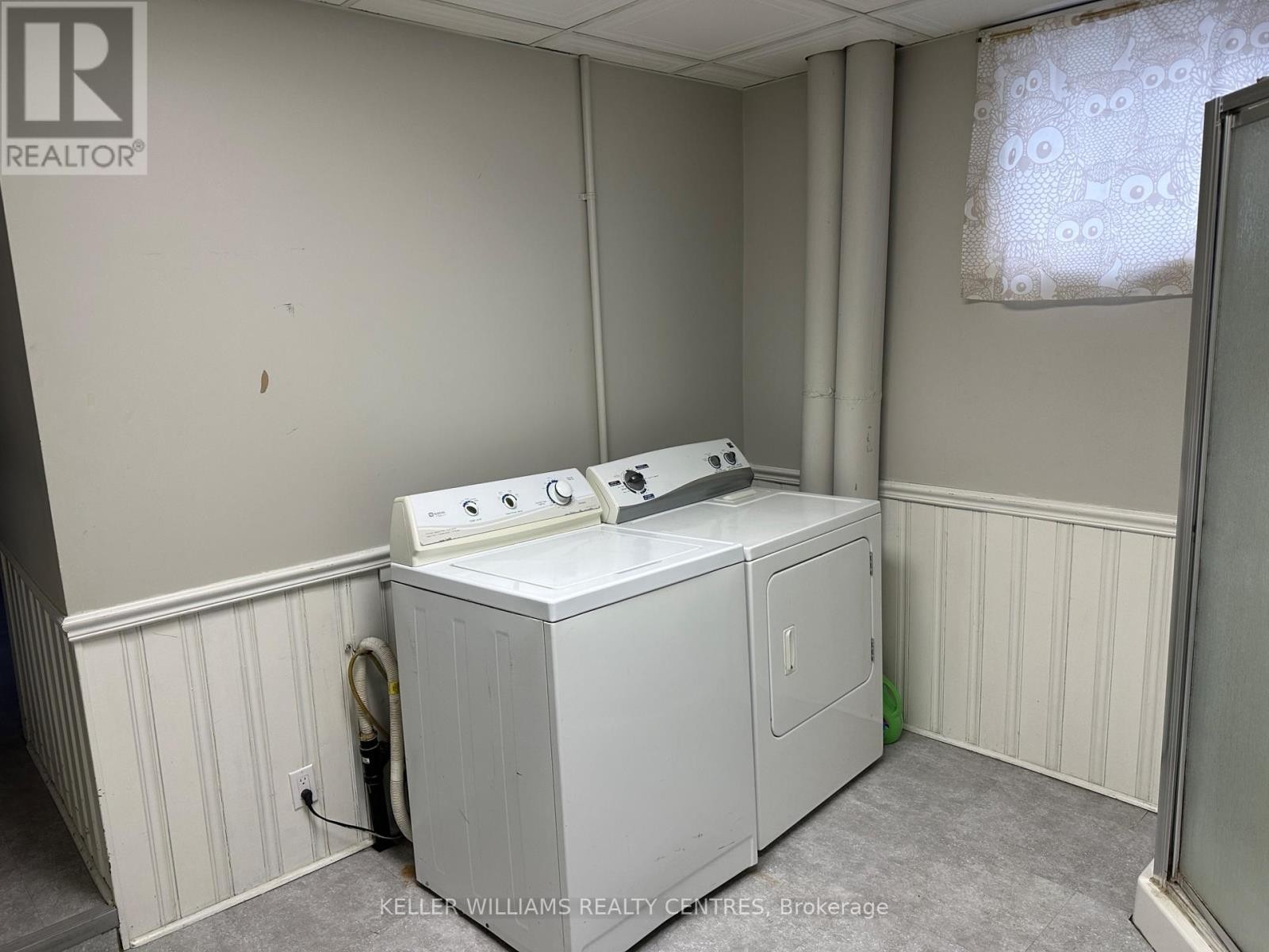 












173 PROSPECT STREET

,
Newmarket (Gorham-College Manor),




Ontario
L3Y3T7

