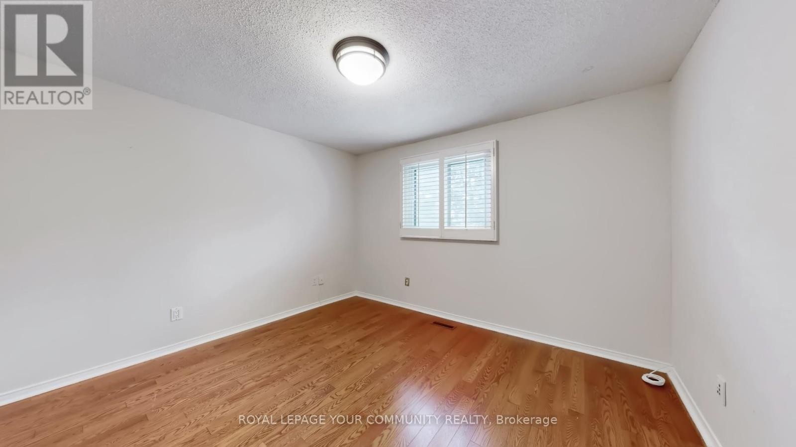 












125 NORTH MEADOW CRESCENT

,
Vaughan (Crestwood-Springfarm-Yorkhill),




Ontario
L4J3C4

