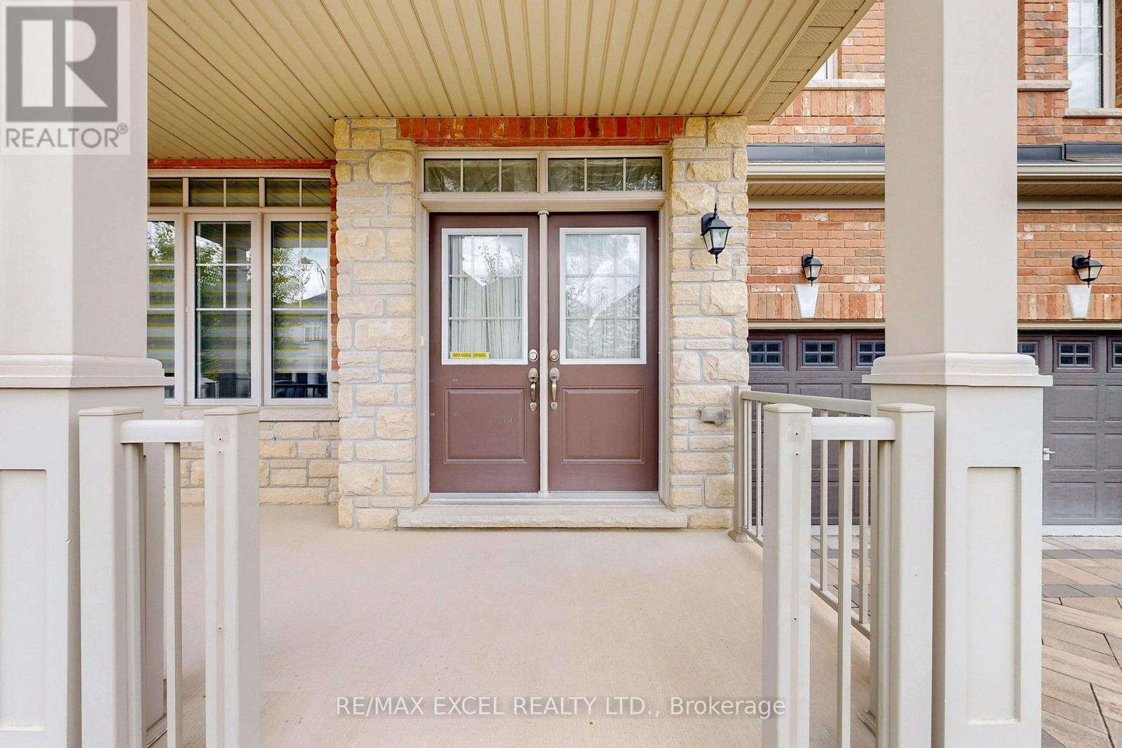 












160 ROY HARPER AVENUE

,
Aurora,




Ontario
L4G0V6

