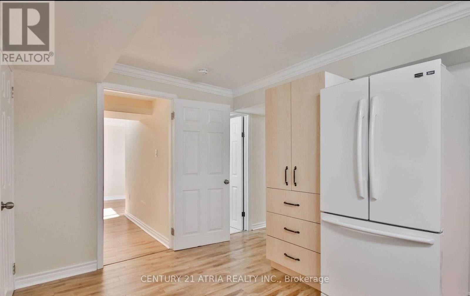 












243 HARRYGAN CRESCENT

,
Richmond Hill (Mill Pond),




Ontario
L4C4J2

