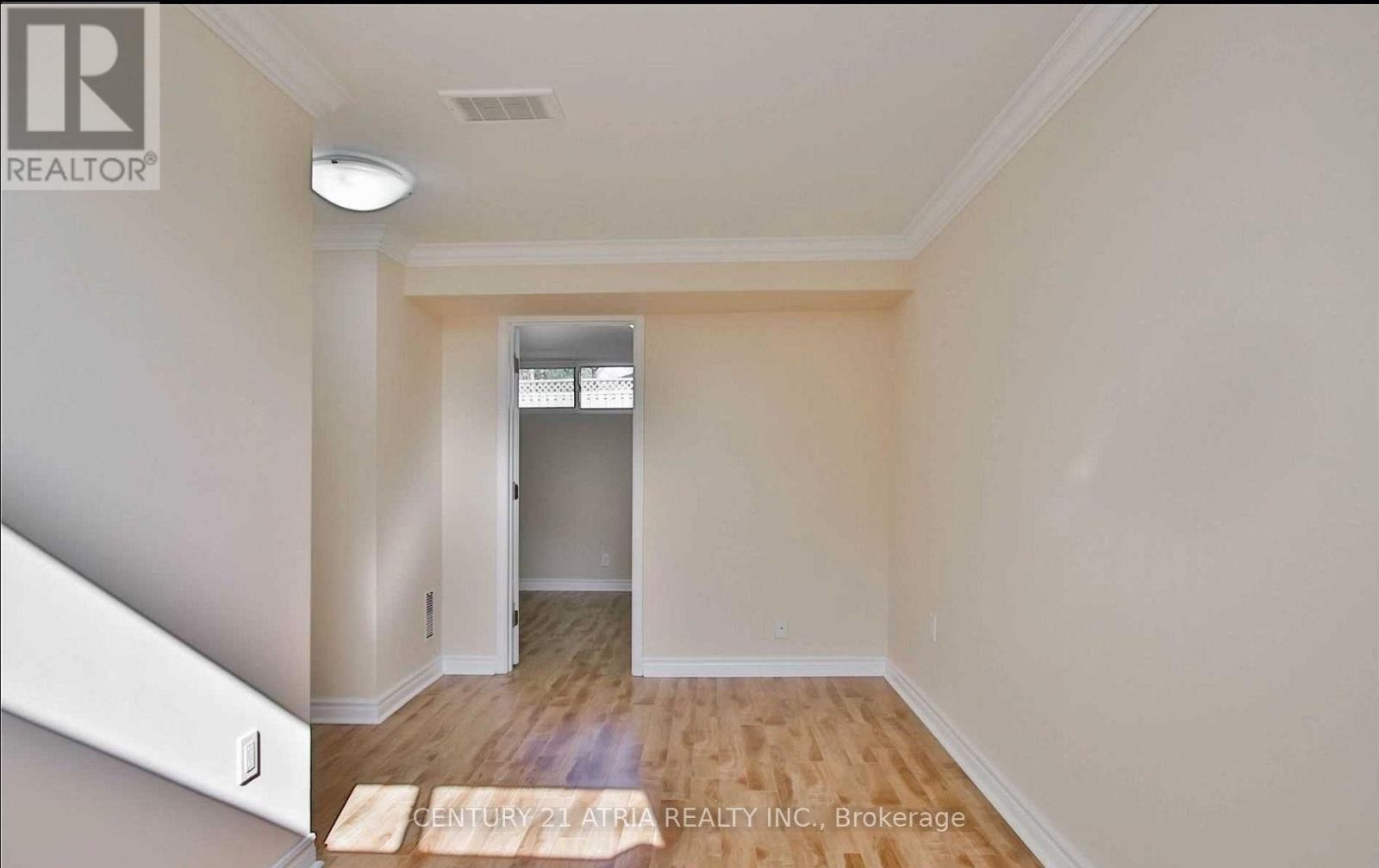 












243 HARRYGAN CRESCENT

,
Richmond Hill (Mill Pond),




Ontario
L4C4J2

