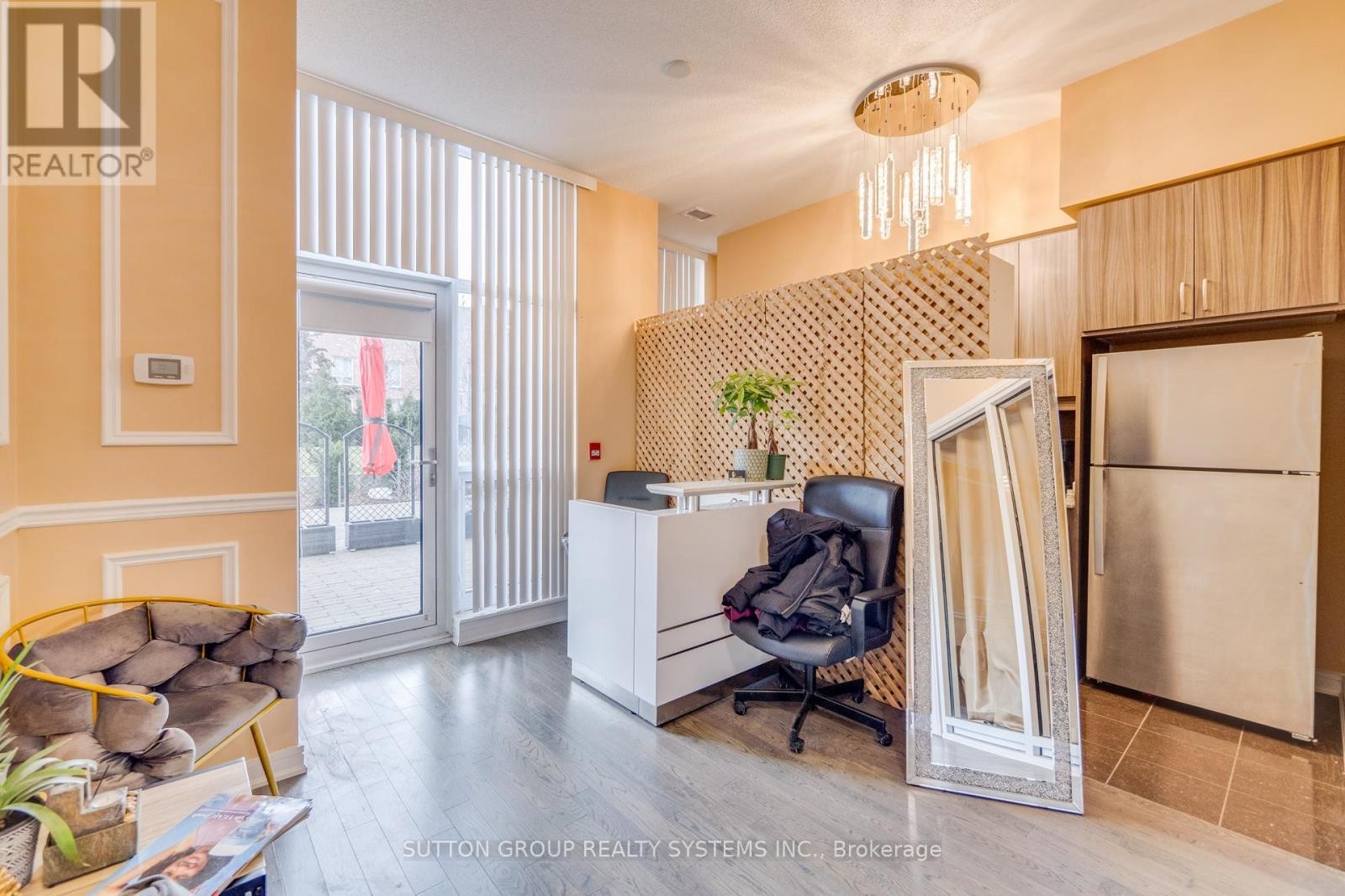 












SW-105 - 9191 YONGE STREET

,
Richmond Hill (Langstaff),




Ontario
L4C1H7

