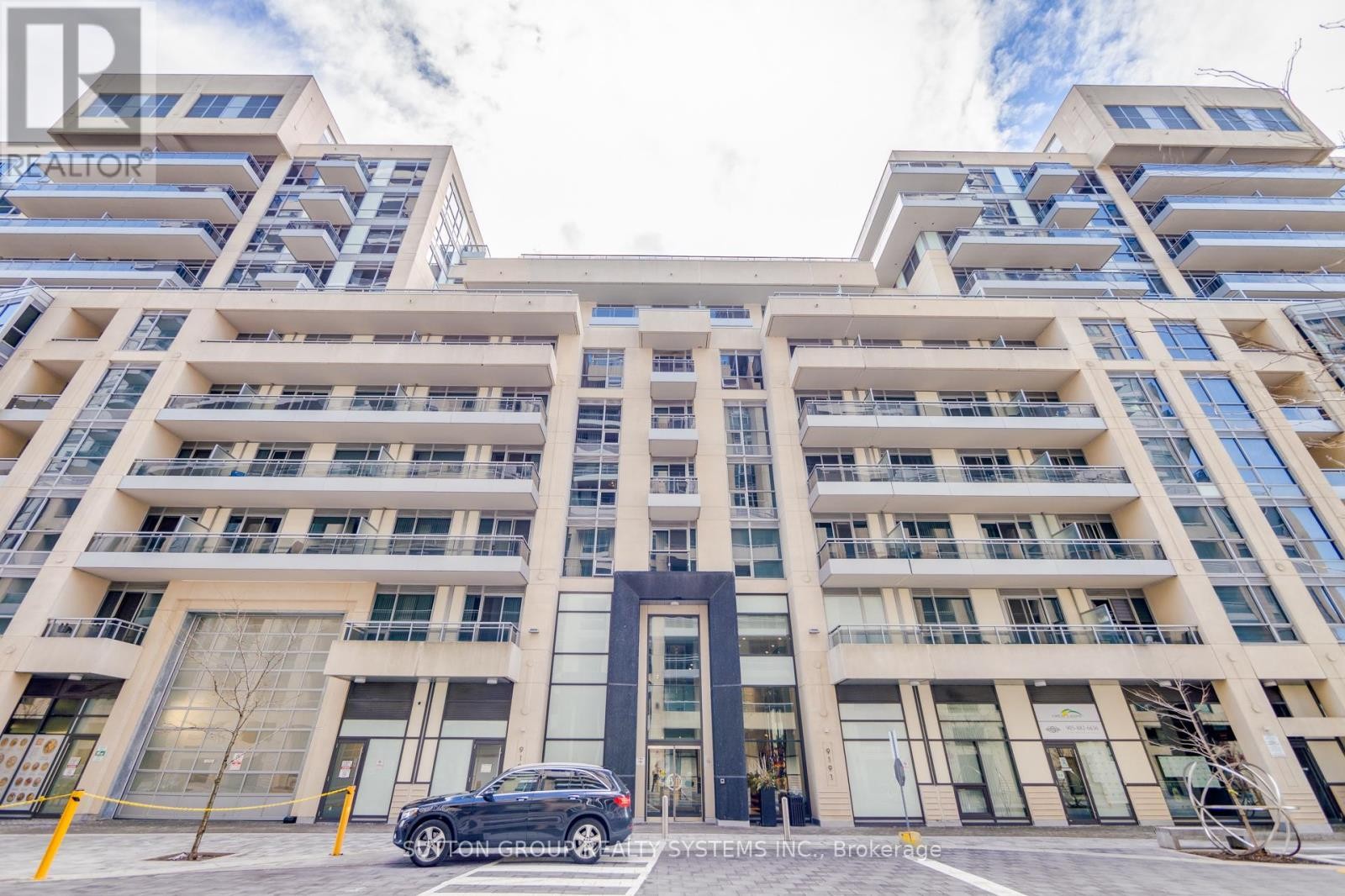 












SW-105 - 9191 YONGE STREET

,
Richmond Hill (Langstaff),




Ontario
L4C1H7

