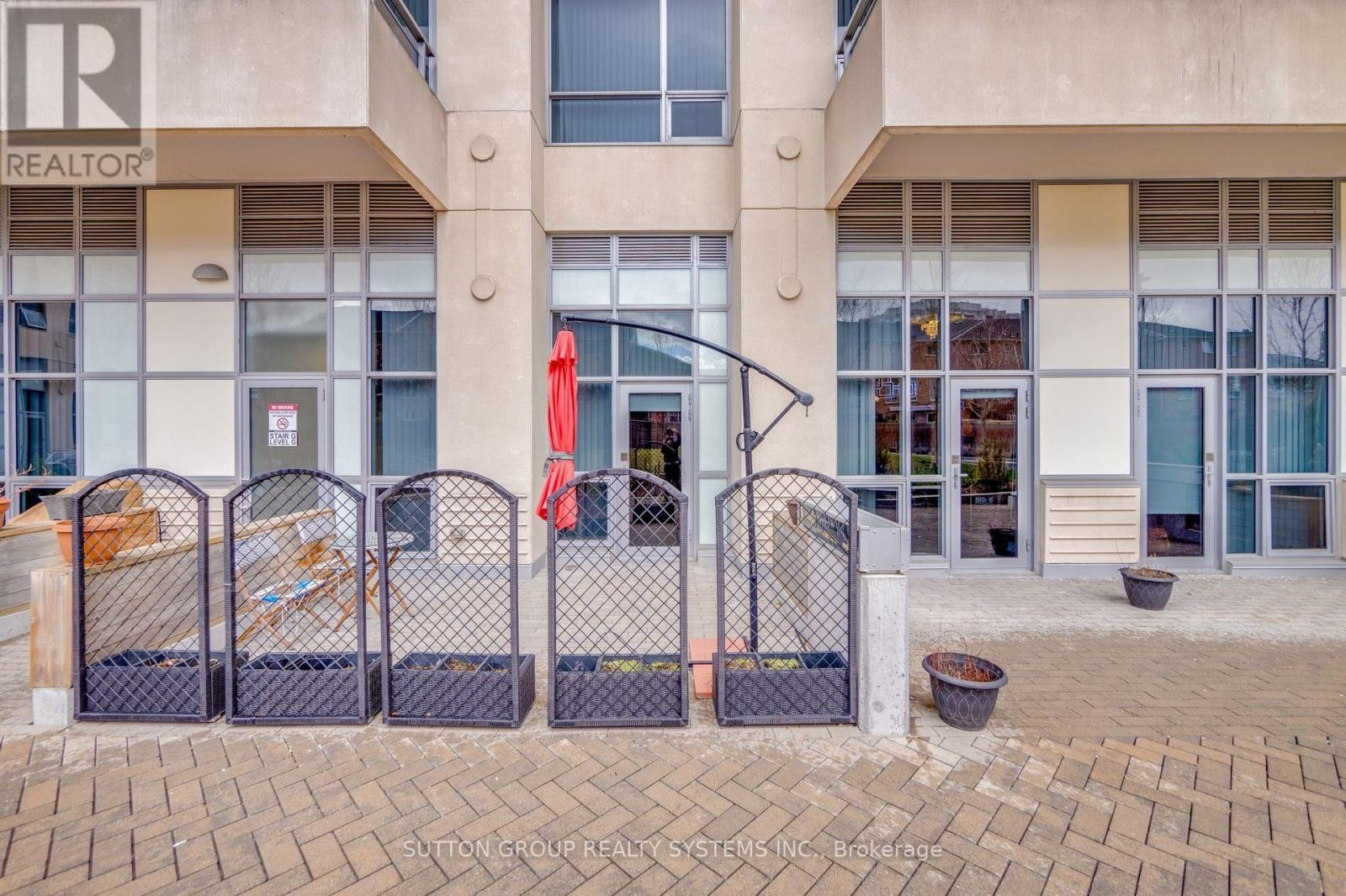 












SW-105 - 9191 YONGE STREET

,
Richmond Hill (Langstaff),




Ontario
L4C1H7

