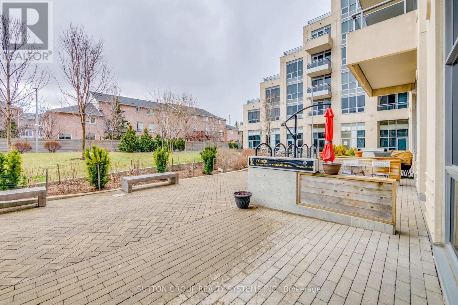 












SW-105 - 9191 YONGE STREET

,
Richmond Hill (Langstaff),




Ontario
L4C1H7

