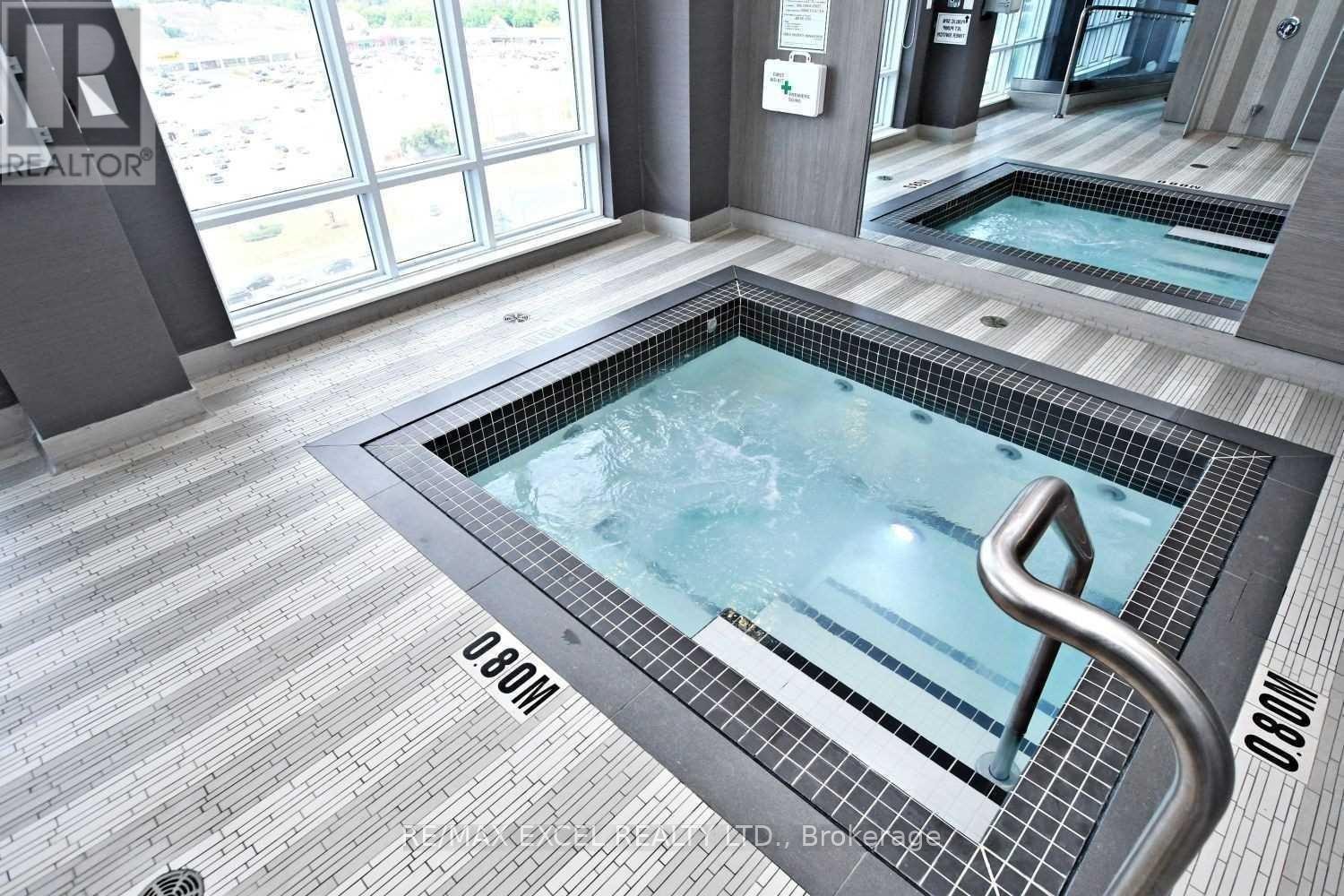 












1204 - 9205 YONGE STREET

,
Richmond Hill (Langstaff),




Ontario
L4C6Z2

