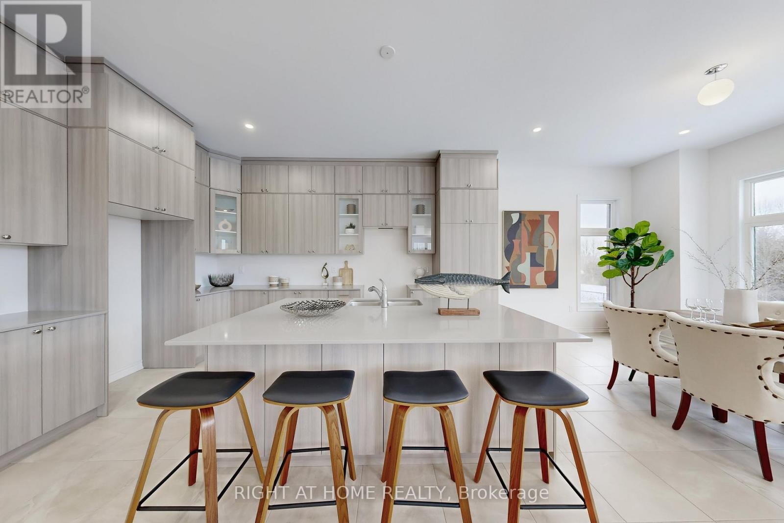 












15 RAIL TRAIL COURT W

,
Georgina (Sutton & Jackson's Point),




Ontario
L0E1R0

