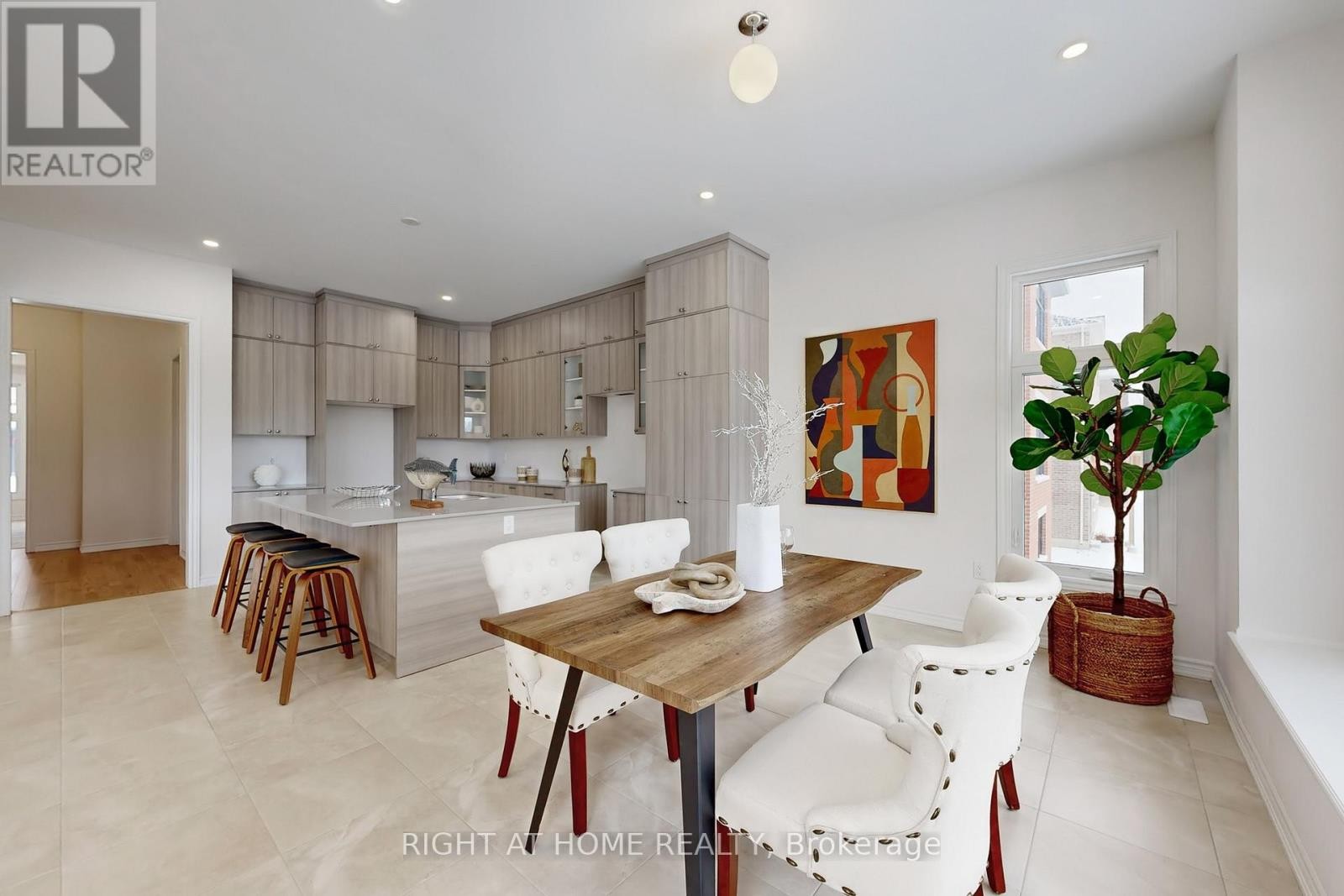 












15 RAIL TRAIL COURT W

,
Georgina (Sutton & Jackson's Point),




Ontario
L0E1R0

