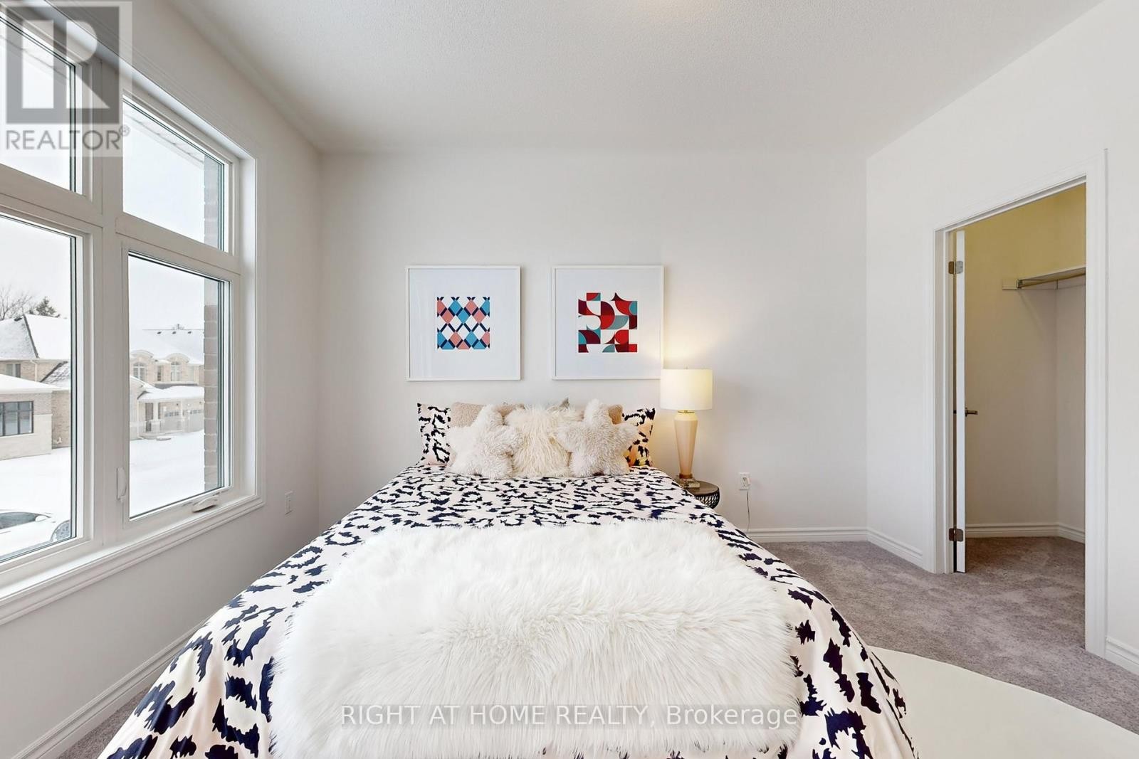 












15 RAIL TRAIL COURT W

,
Georgina (Sutton & Jackson's Point),




Ontario
L0E1R0

