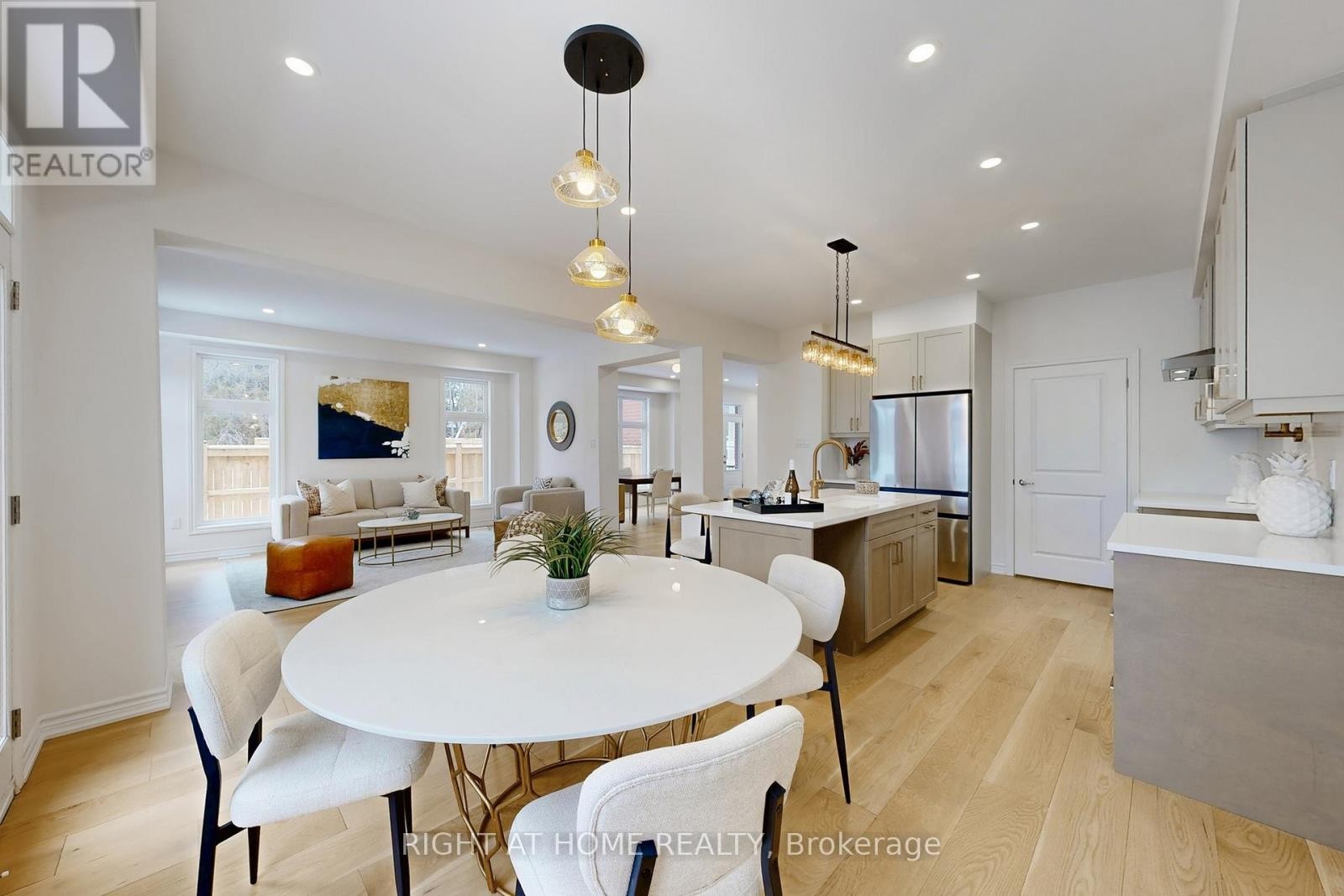 












1 BIG CANOE DRIVE

,
Georgina (Sutton & Jackson's Point),




Ontario
L0E1R0

