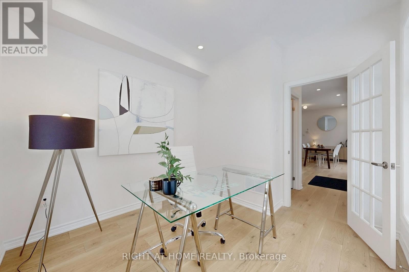 












1 BIG CANOE DRIVE

,
Georgina (Sutton & Jackson's Point),




Ontario
L0E1R0

